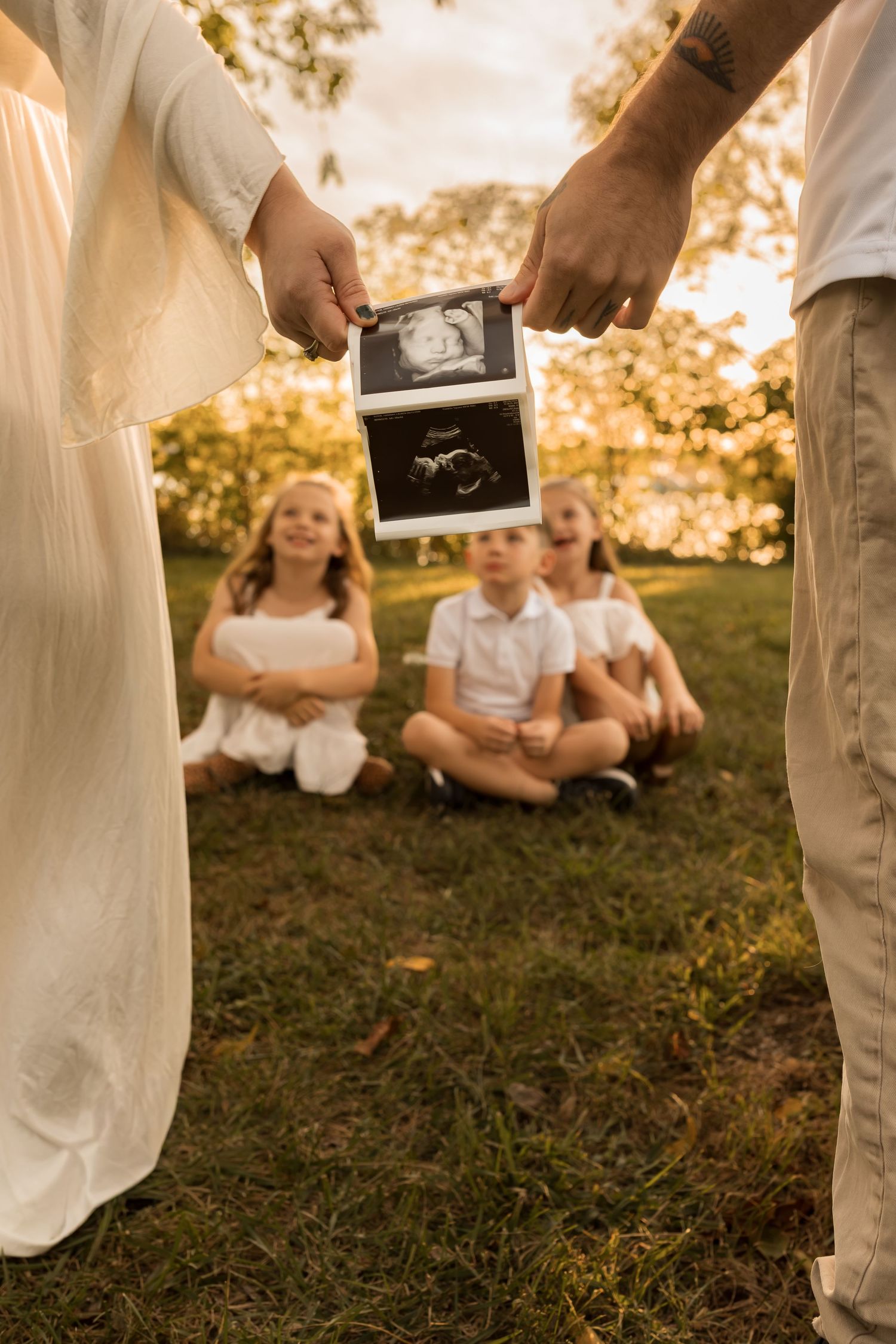 maternity pictures during golden hour in maryland