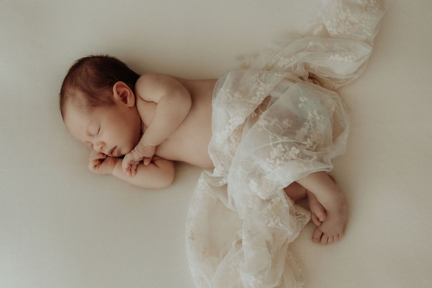 sunshine coast newborn photographer