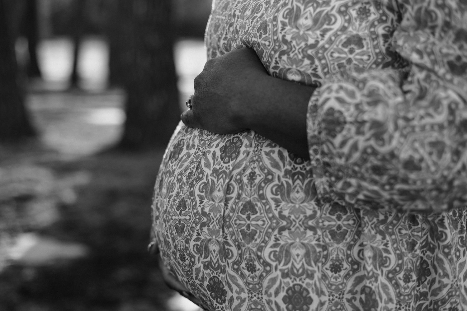 Maternity photo session in airdrie, lifestyle photography in airdrie and calgary