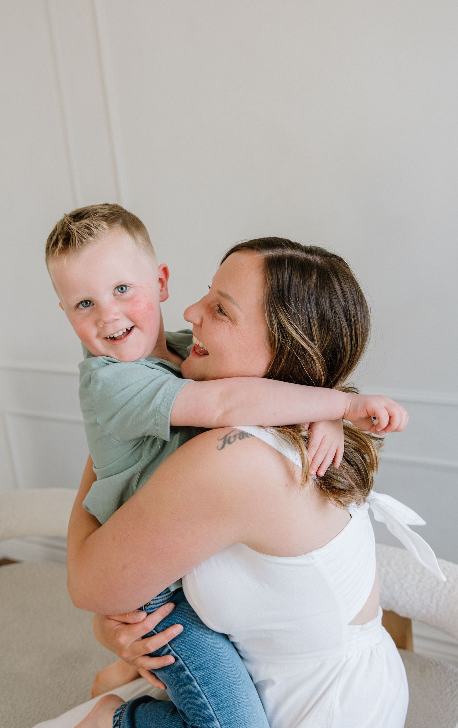 Family studio session in downtown Calgary, airdrie and Calgary lifestyle photography