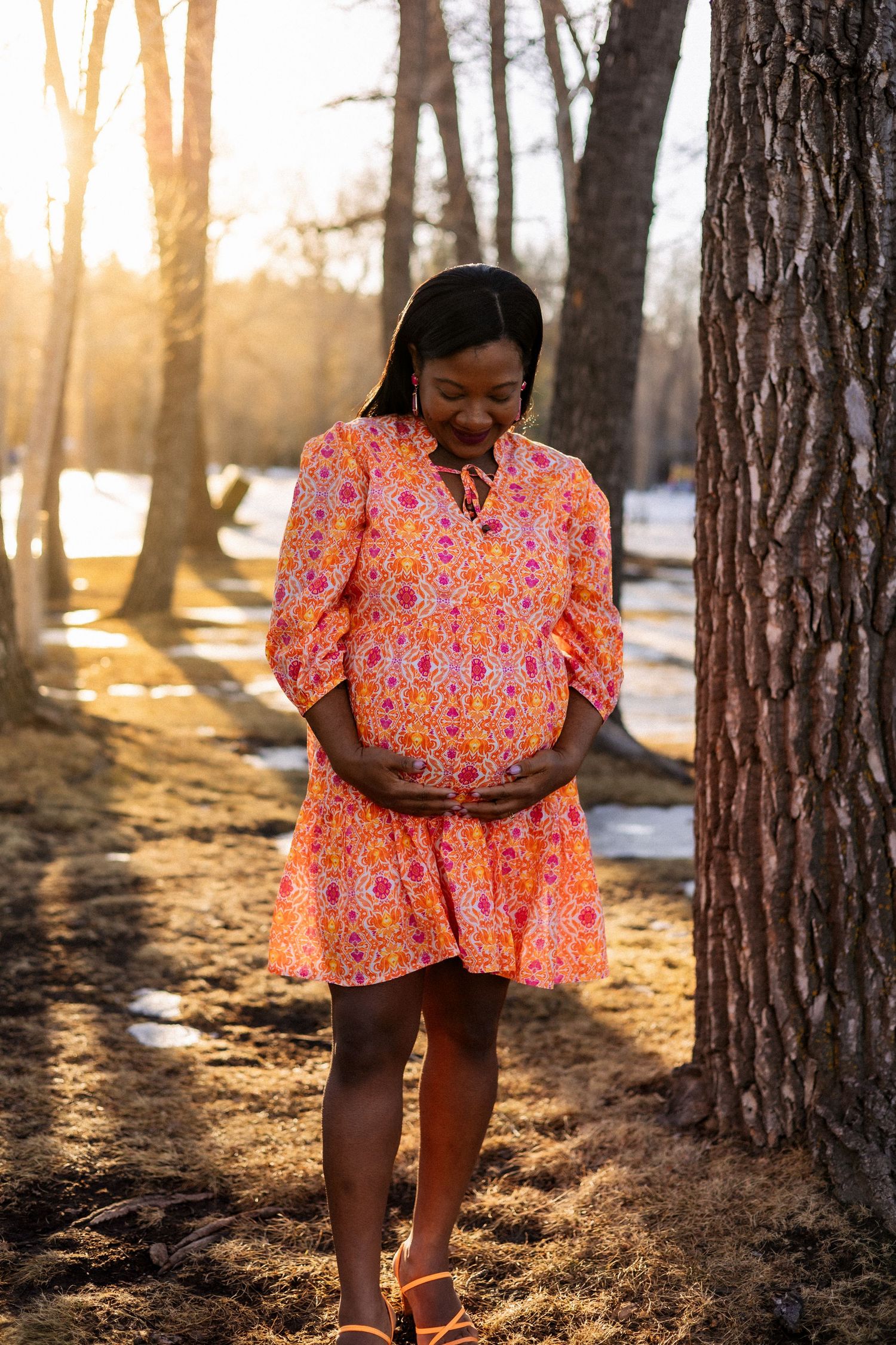 Maternity photo session in airdrie, lifestyle photography in airdrie and calgary