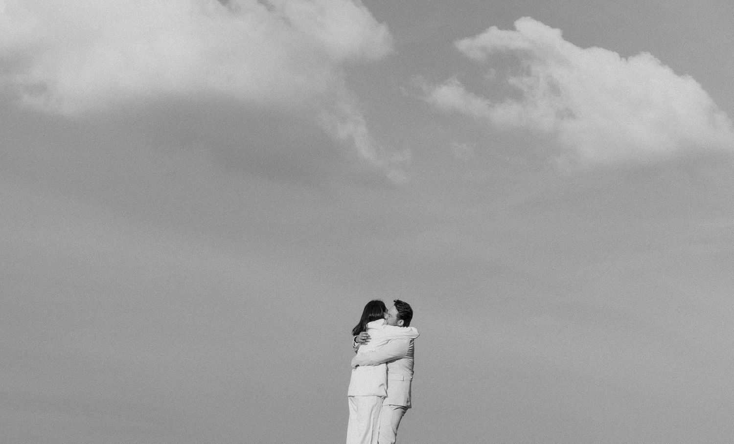 Wedding photographer and wedding videographer in Singapore with affordable wedding photography and videography services