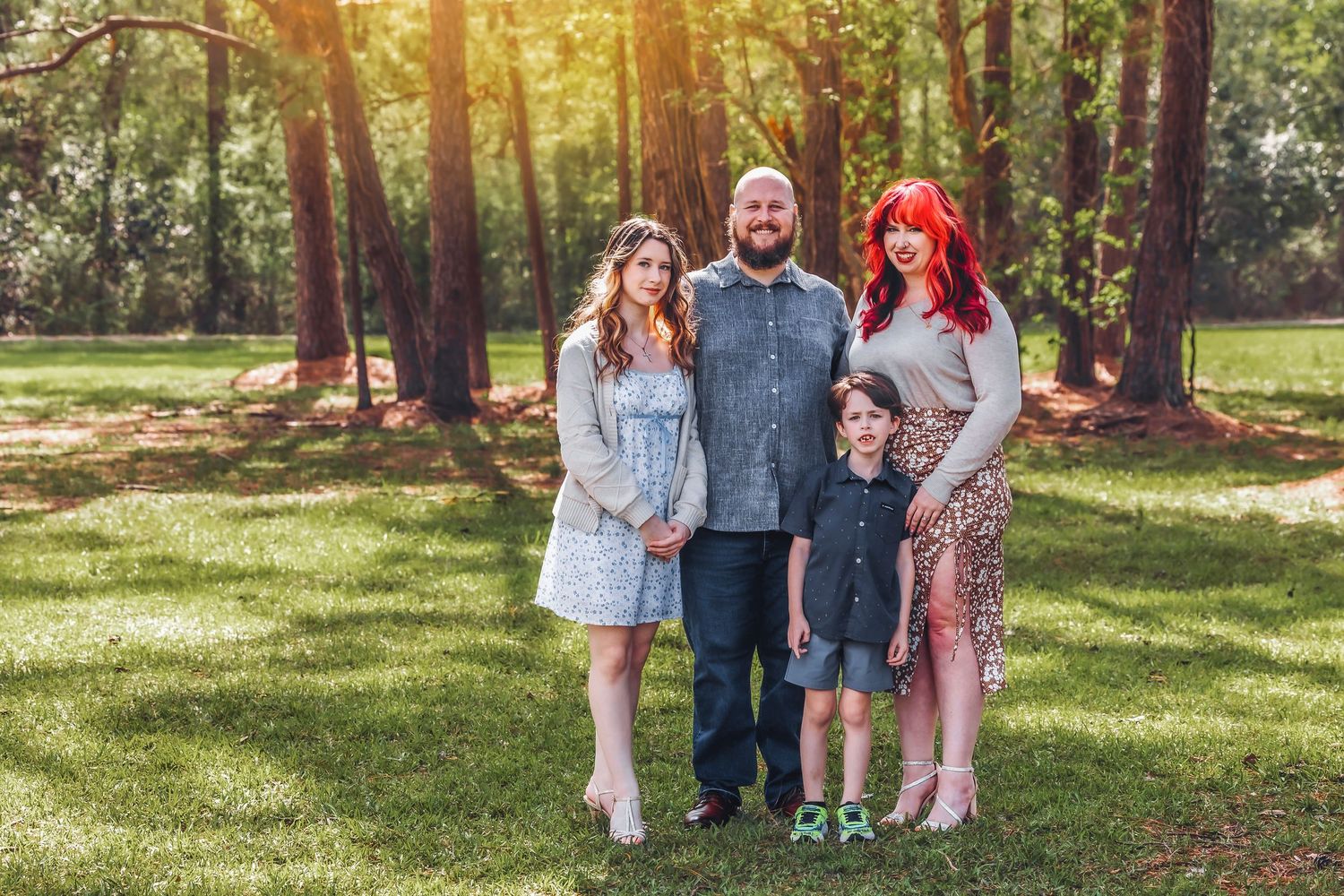 Outdoor family portraits in Pearland Texas with earthy true-to-color photography style