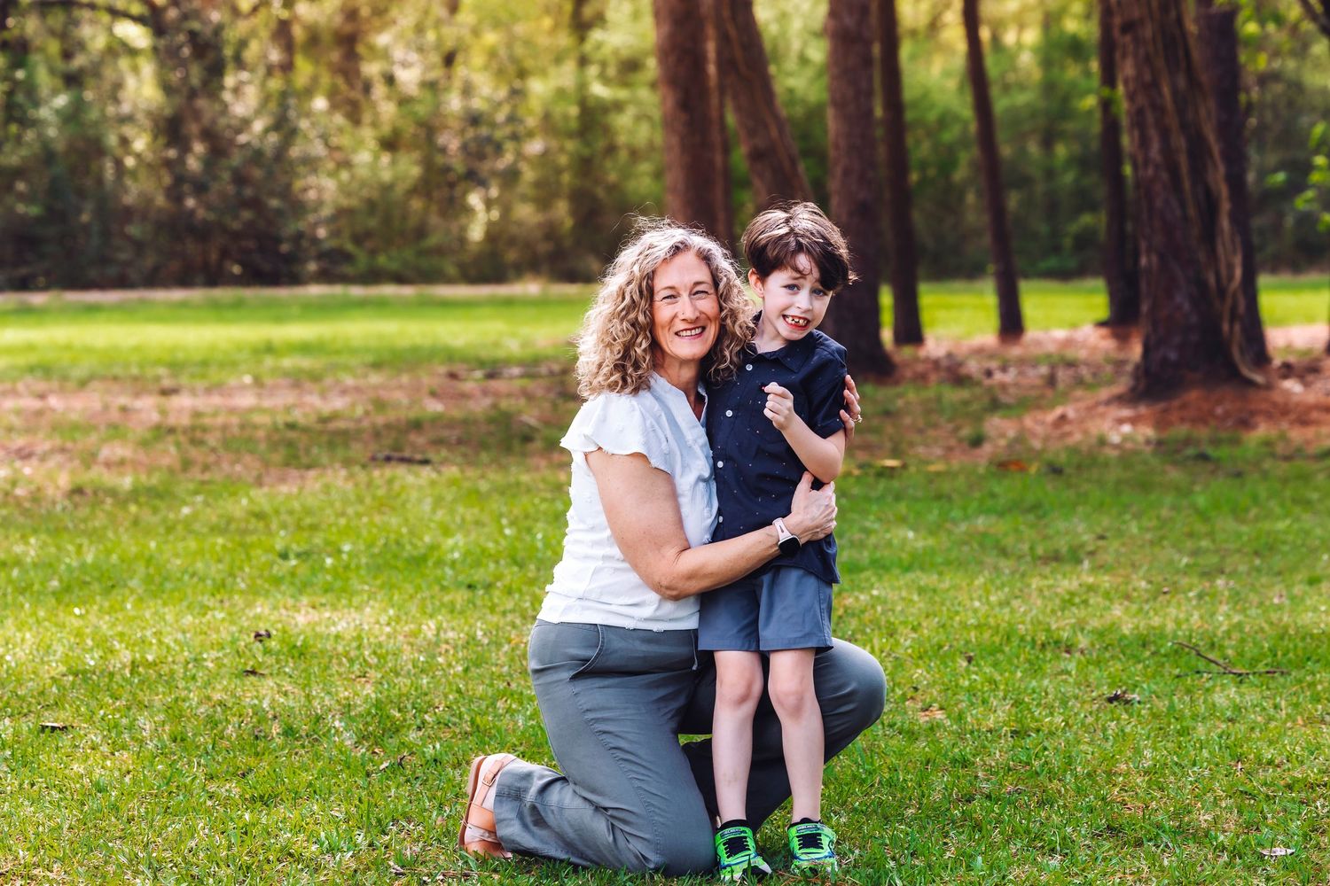 Outdoor family portraits in Pearland Texas with earthy true-to-color photography style