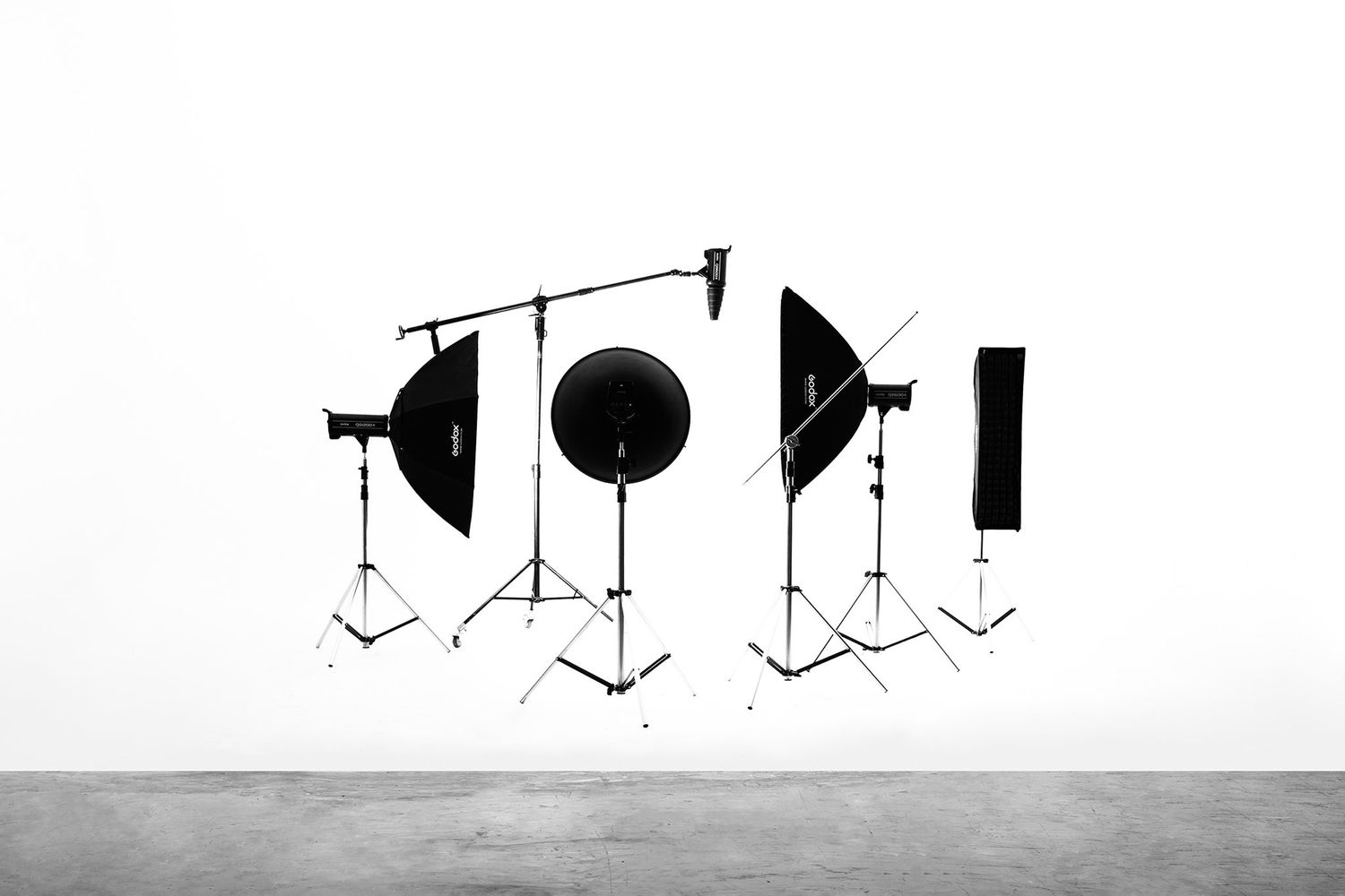 Professional lighting meets natural ambiance at Daniel Studio, a favorite choice of Anastasia Sokyrka Photography for cr