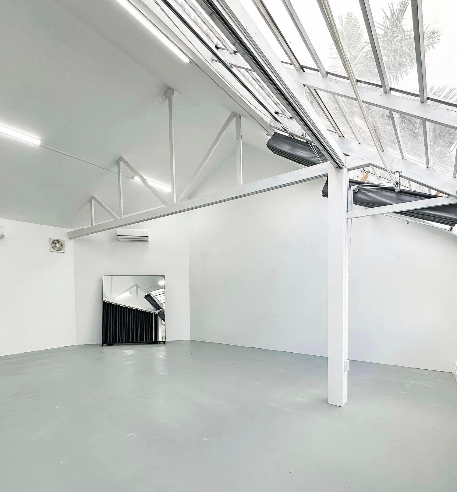 Professionalism meets natural ambiance – Anastasia Sokyrka Photography's top pick, 12+1 Studio, offering dependable ligh