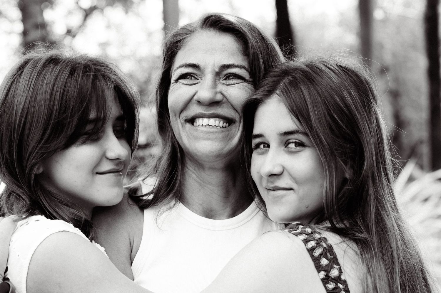 Lifestyle, candid family photography in park by Anastasia Sokyrka | Portrait photographer based in Saigon, Vietnam