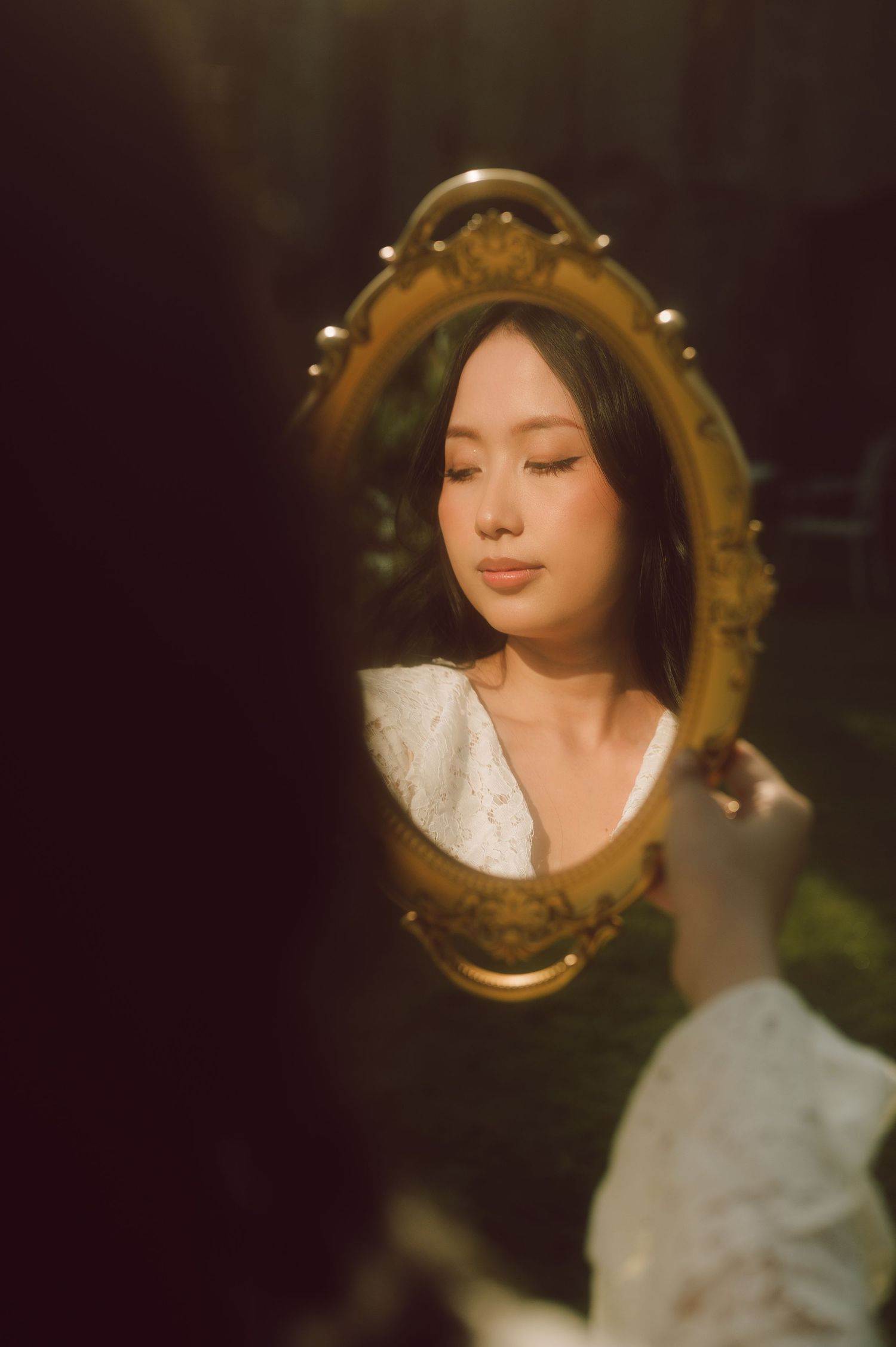 Portrait Photoshoot in Ho Chi Minh City, Vietnam - by Anastasia Sokyrka Photography