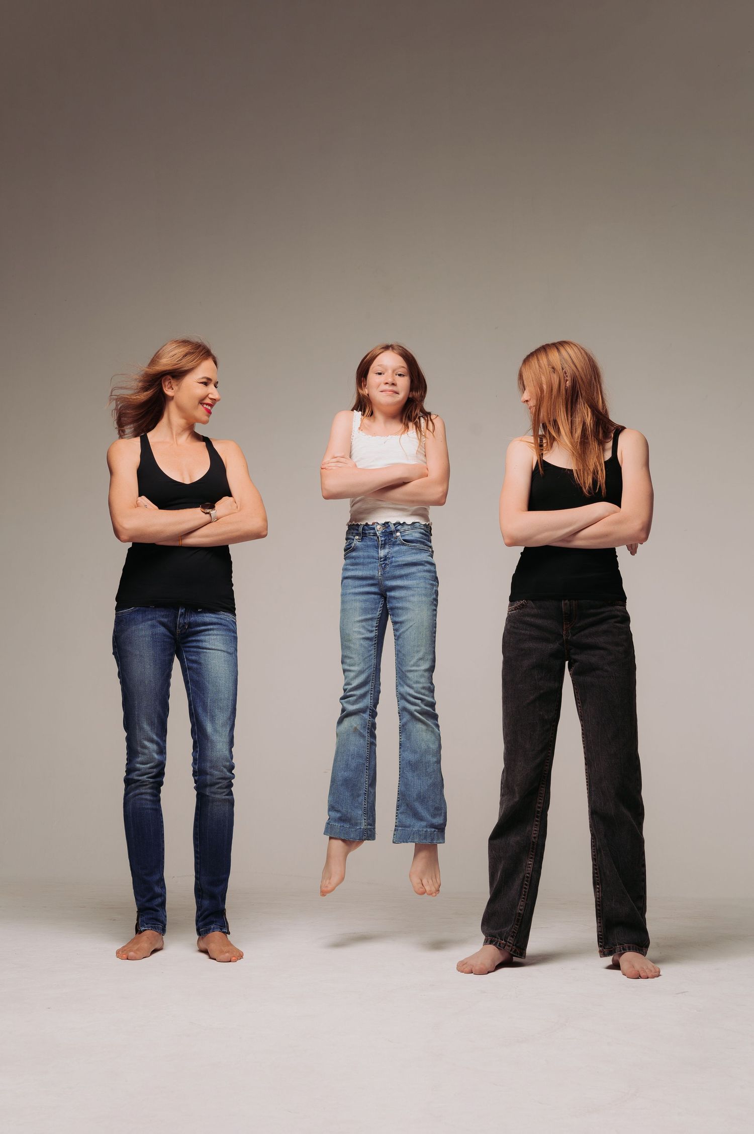 Family photography in photo studio by Anastasia Sokyrka | Portrait photographer based in Saigon, Vietnam