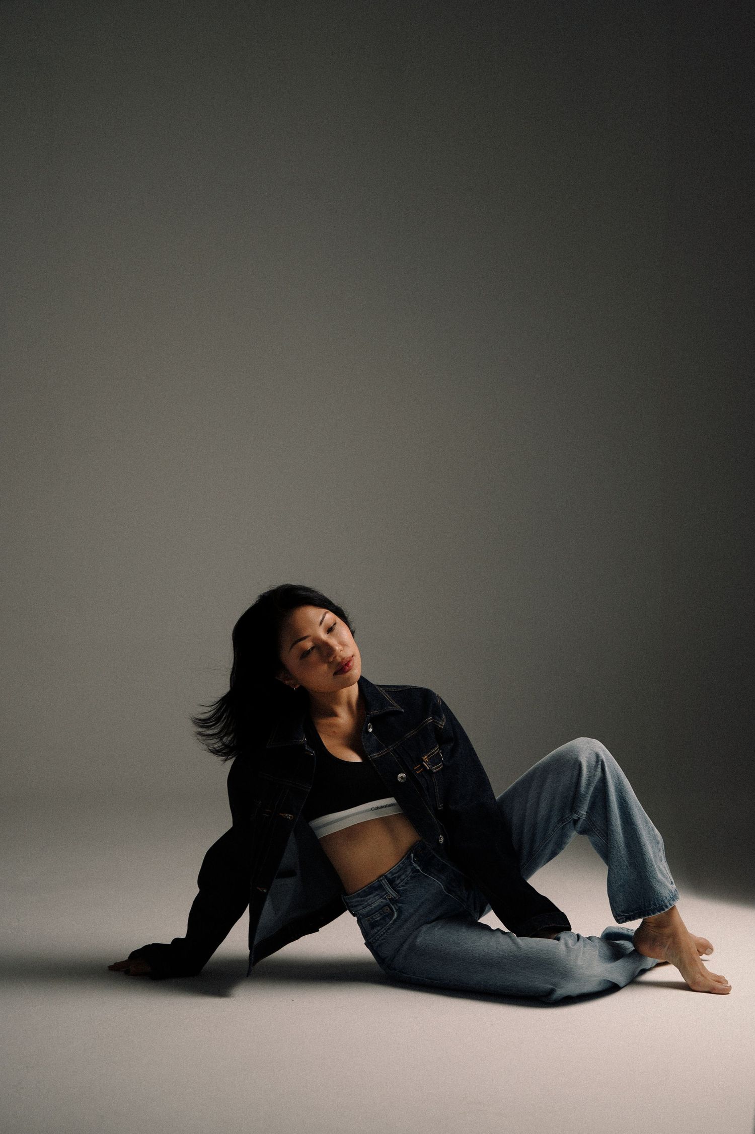 Portrait and headshot photographer based in Ho Chi Minh City, Vietnam