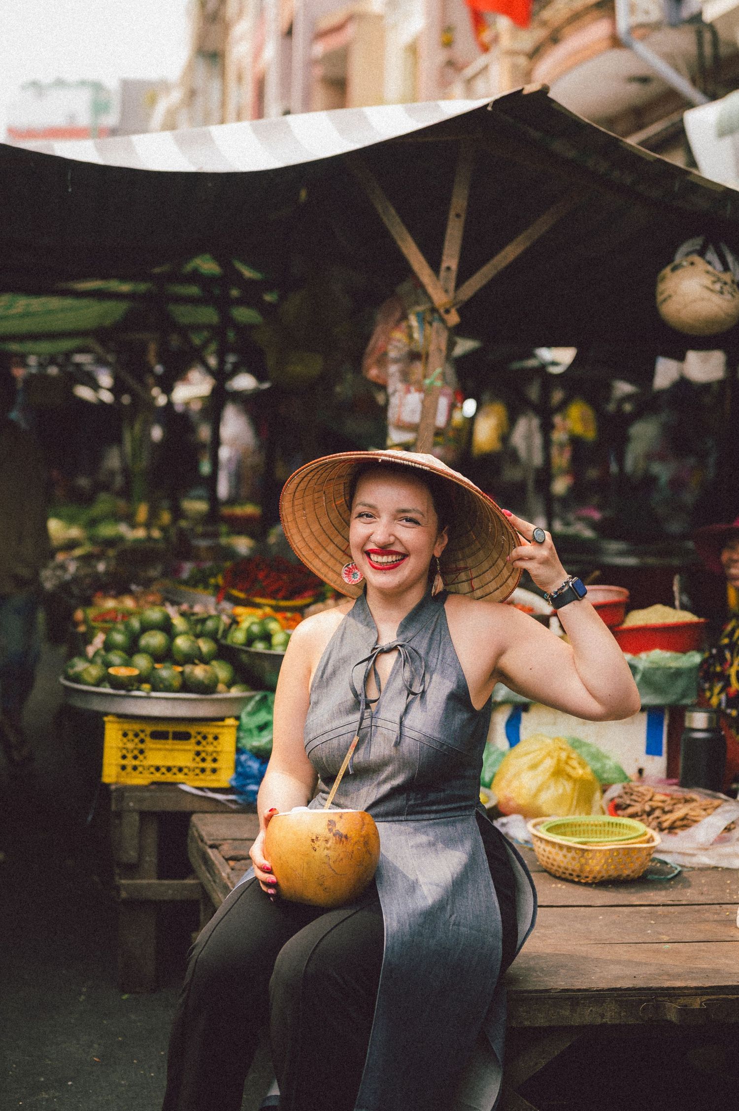 City Portrait Photoshoot in Saigon, Vietnam - by Anastasia Sokyrka Photography