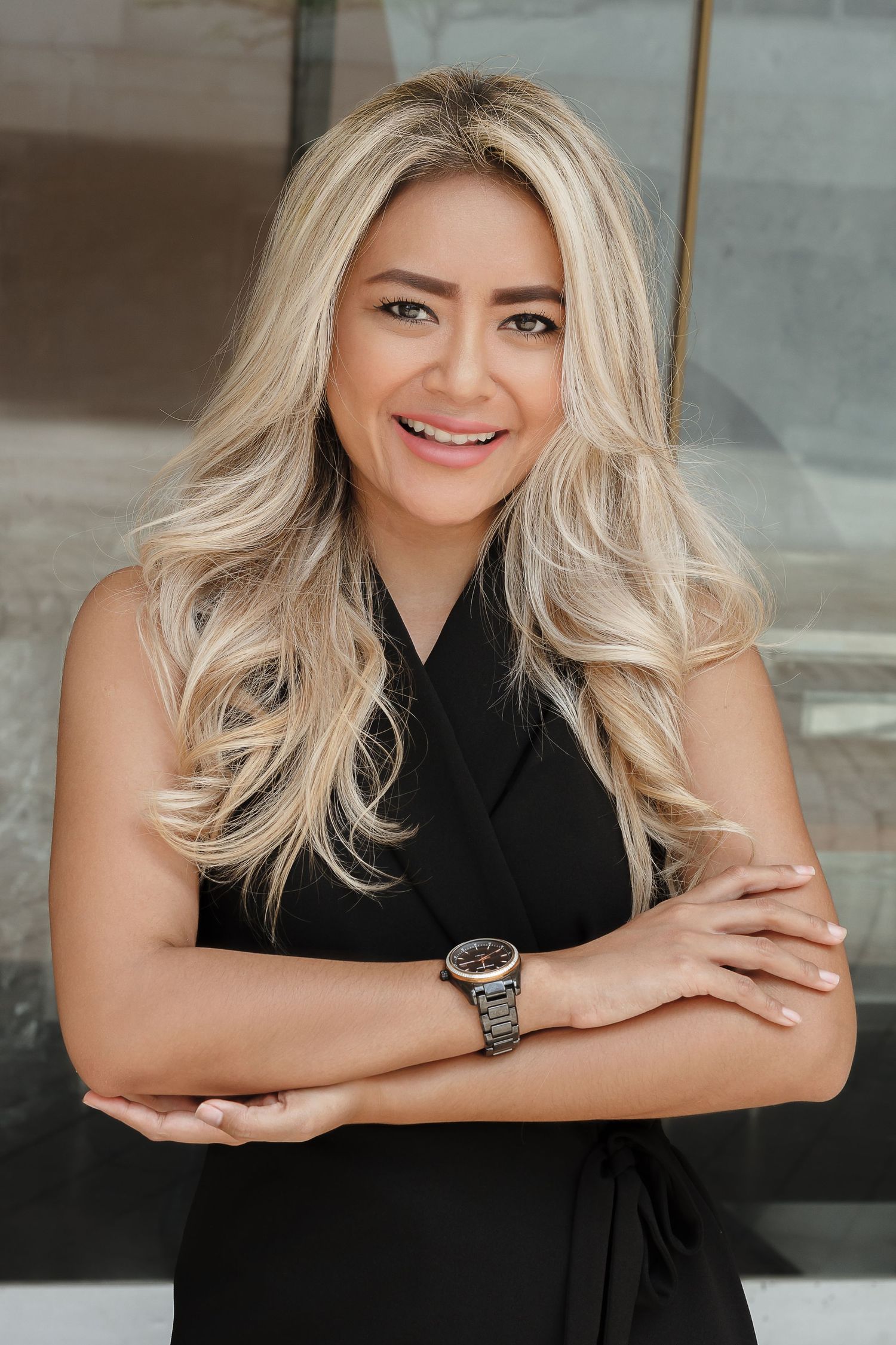 Portrait photo session in Saigon locations by Anastasia Sokyrka photographer