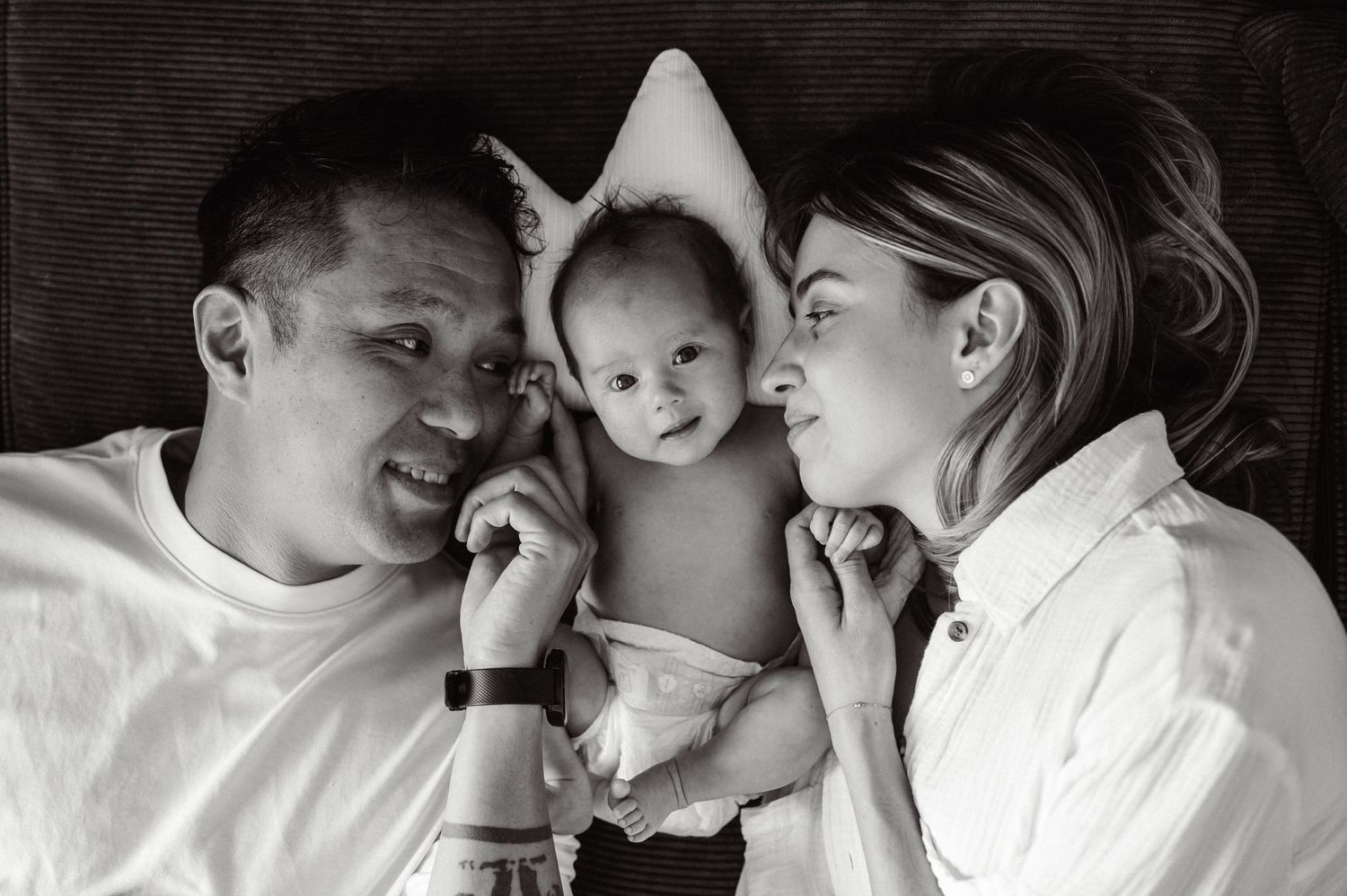 Family and couple photoshoots in Ho Chi Minh City by portrait photographer Anastasia Sokyrka based in Vietnam