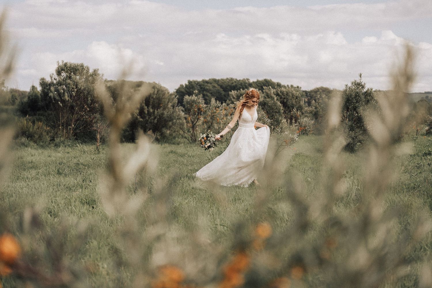 Best wedding photographer in the world capturing timeless love in Outaouais with a photographer duo. Timeless wedding photography in Laval.