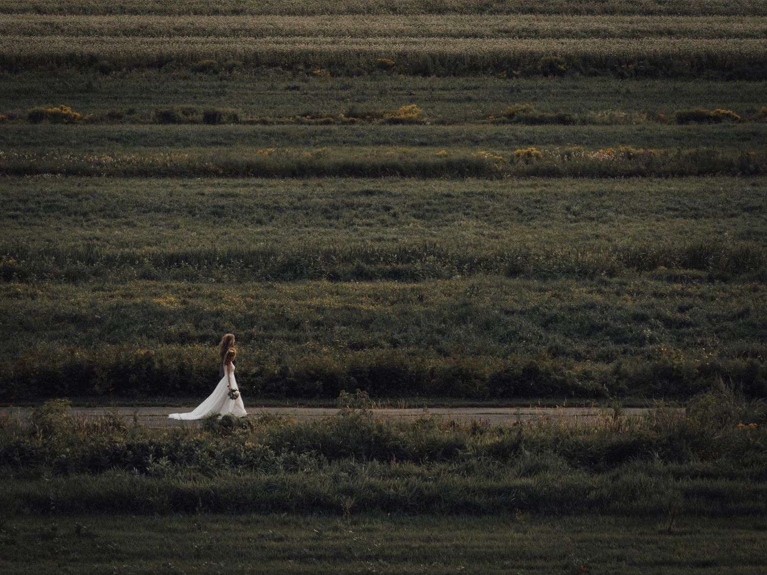 Editorial wedding photographer duo capturing timeless love on the South Shore of Montreal.
