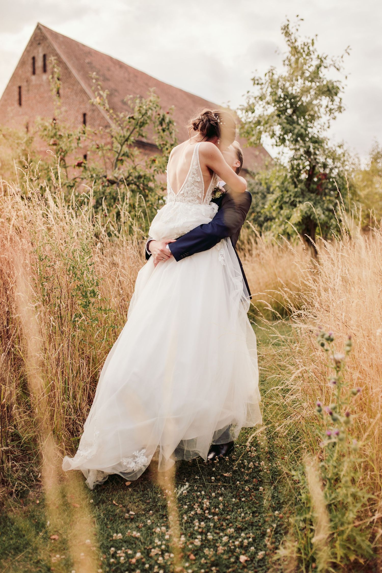 Great Lodge wedding venue in Essex
Anne of Cleves Barn at Great Lodge
Historic countryside wedding venue Braintree
Romantic wedding photos!