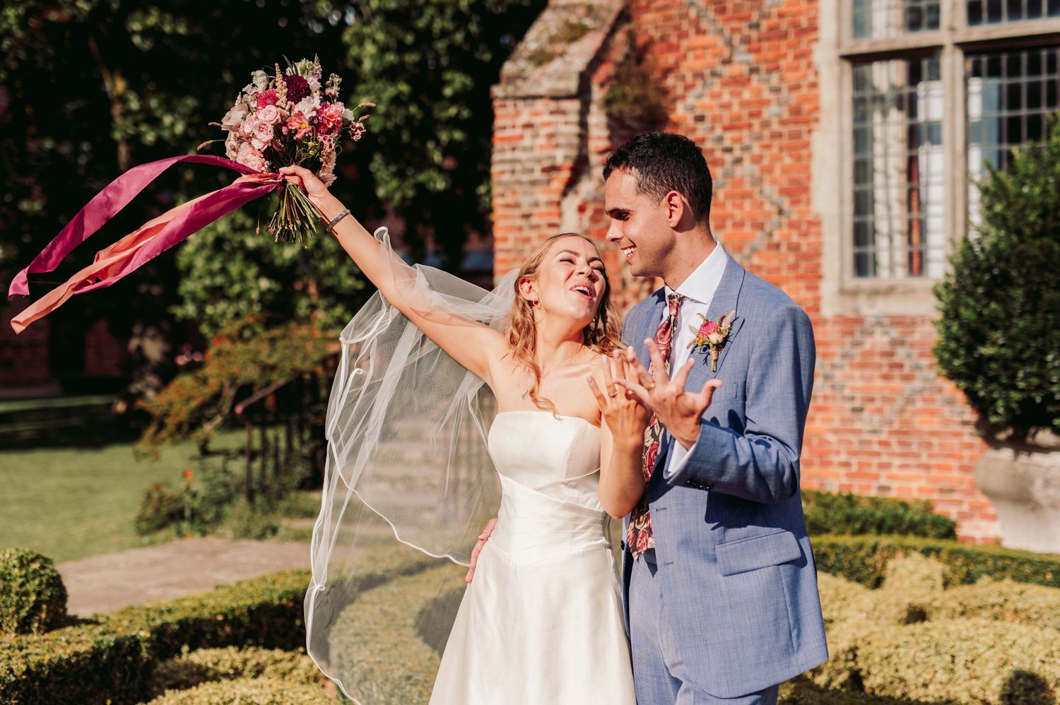 LAYER MARNEY TOWER WEDDING COLCHESTER - FRANCES & DAN