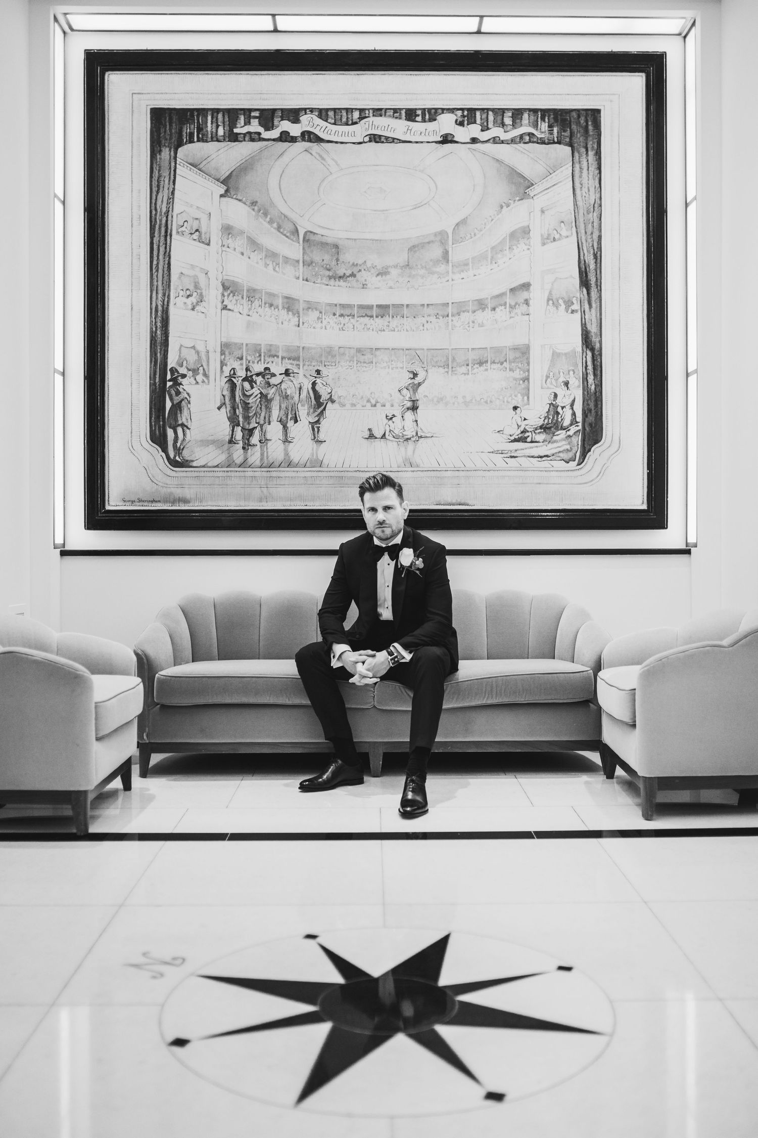 timeless portraits, capturing their love and sophistication amidst the luxurious surroundings of Claridge’s Hotel in Mayfair, London.