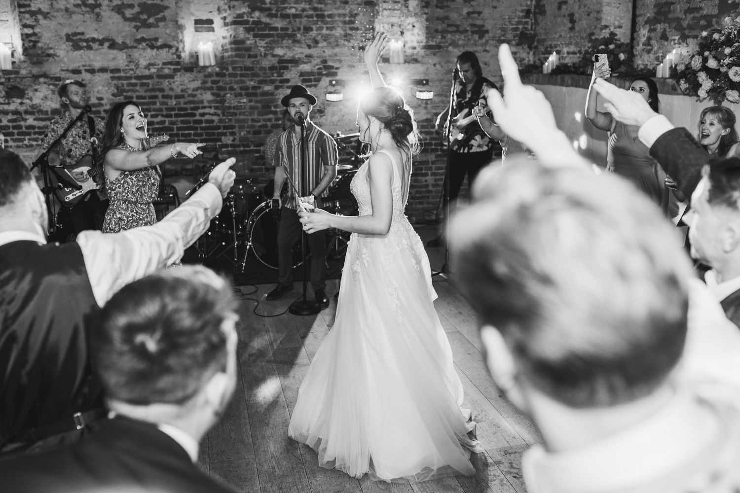 Great Lodge wedding venue in Essex
Anne of Cleves Barn at Great Lodge
Historic countryside wedding venue Braintree
Romantic wedding photos!