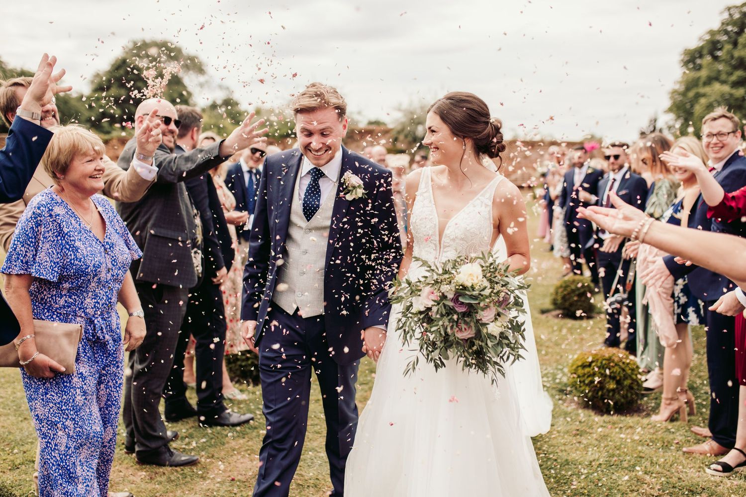 Great Lodge wedding venue in Essex
Anne of Cleves Barn at Great Lodge
Historic countryside wedding venue Braintree
Romantic wedding photos!