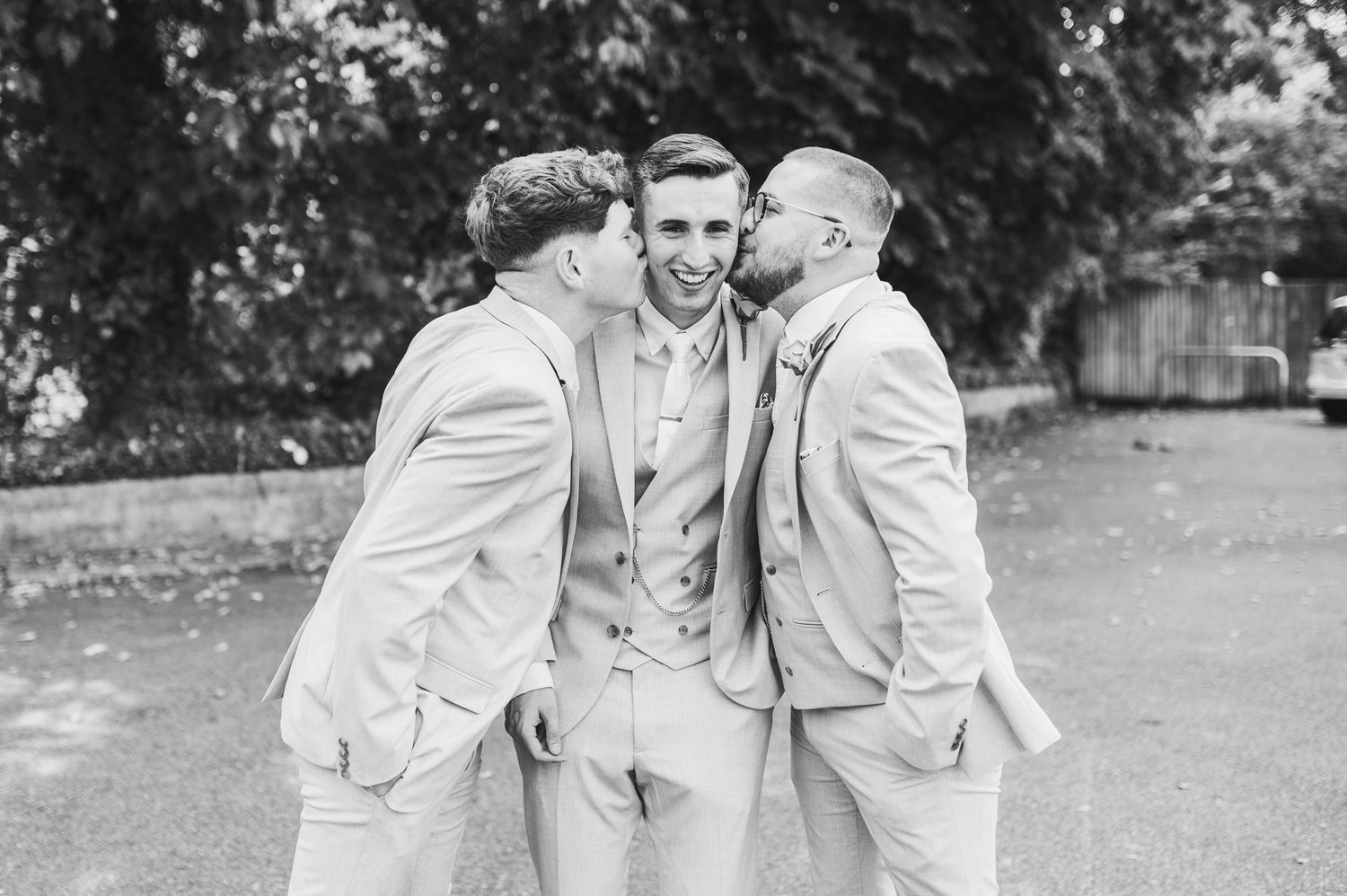MERCURE BOX HILL, BURFORD BRIDGE HOTEL WEDDING - ABBIE & HARRY