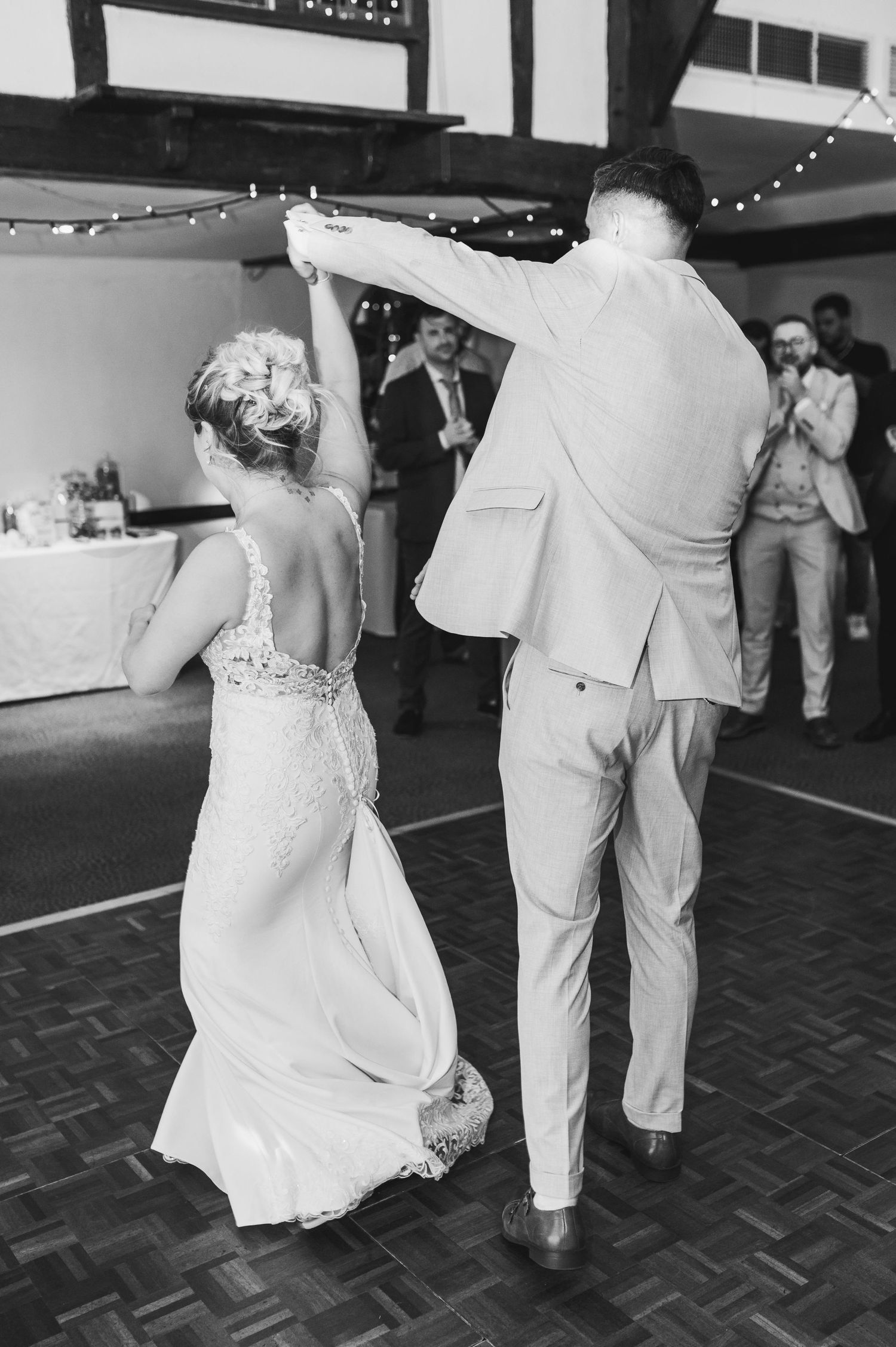 MERCURE BOX HILL, BURFORD BRIDGE HOTEL WEDDING - ABBIE & HARRY