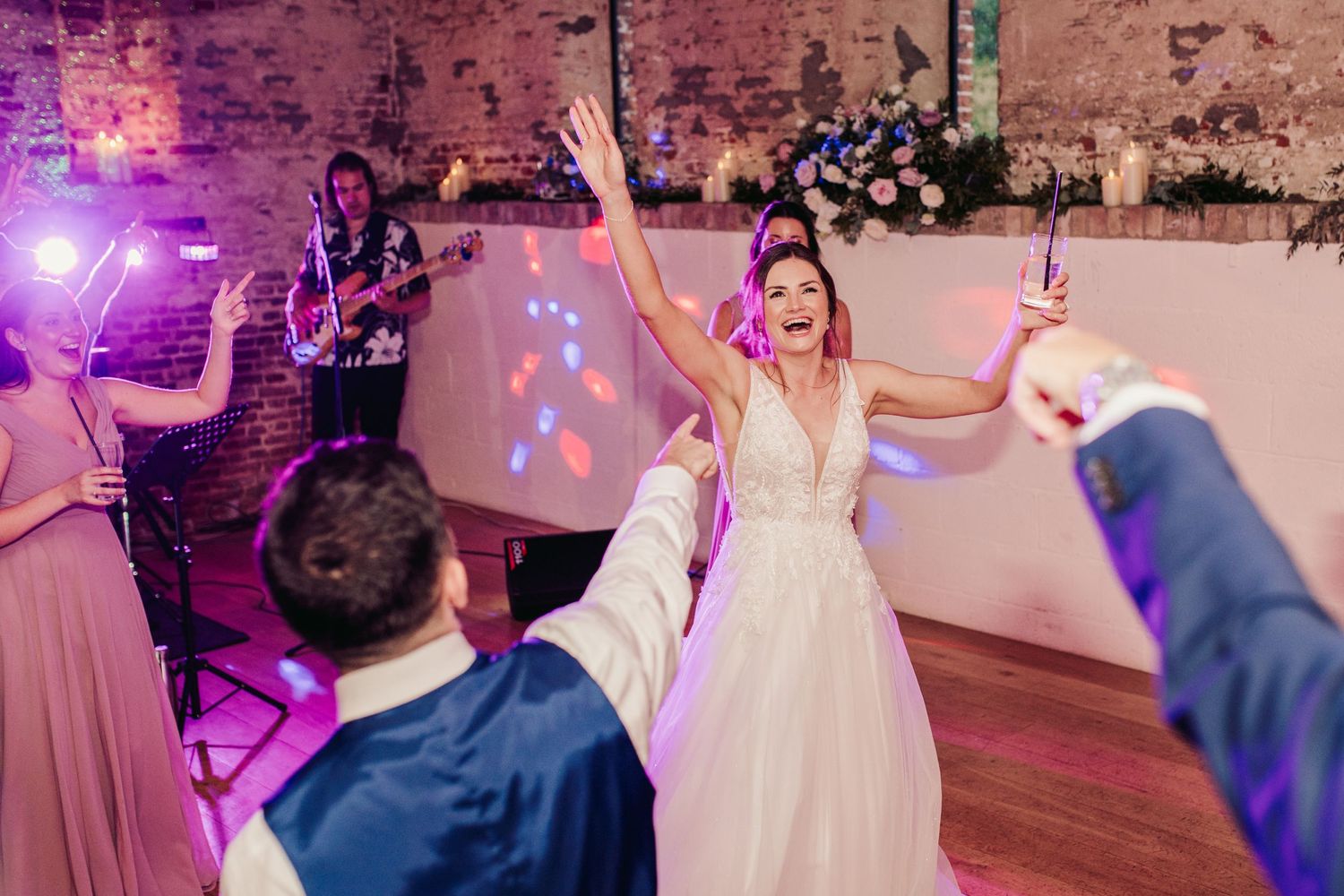 Great Lodge wedding venue in Essex
Anne of Cleves Barn at Great Lodge
Historic countryside wedding venue Braintree
Romantic wedding photos!