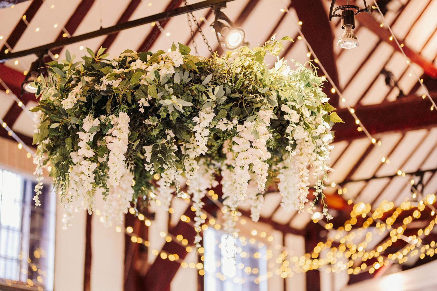 MERCURE BOX HILL, BURFORD BRIDGE HOTEL WEDDING - ABBIE & HARRY
