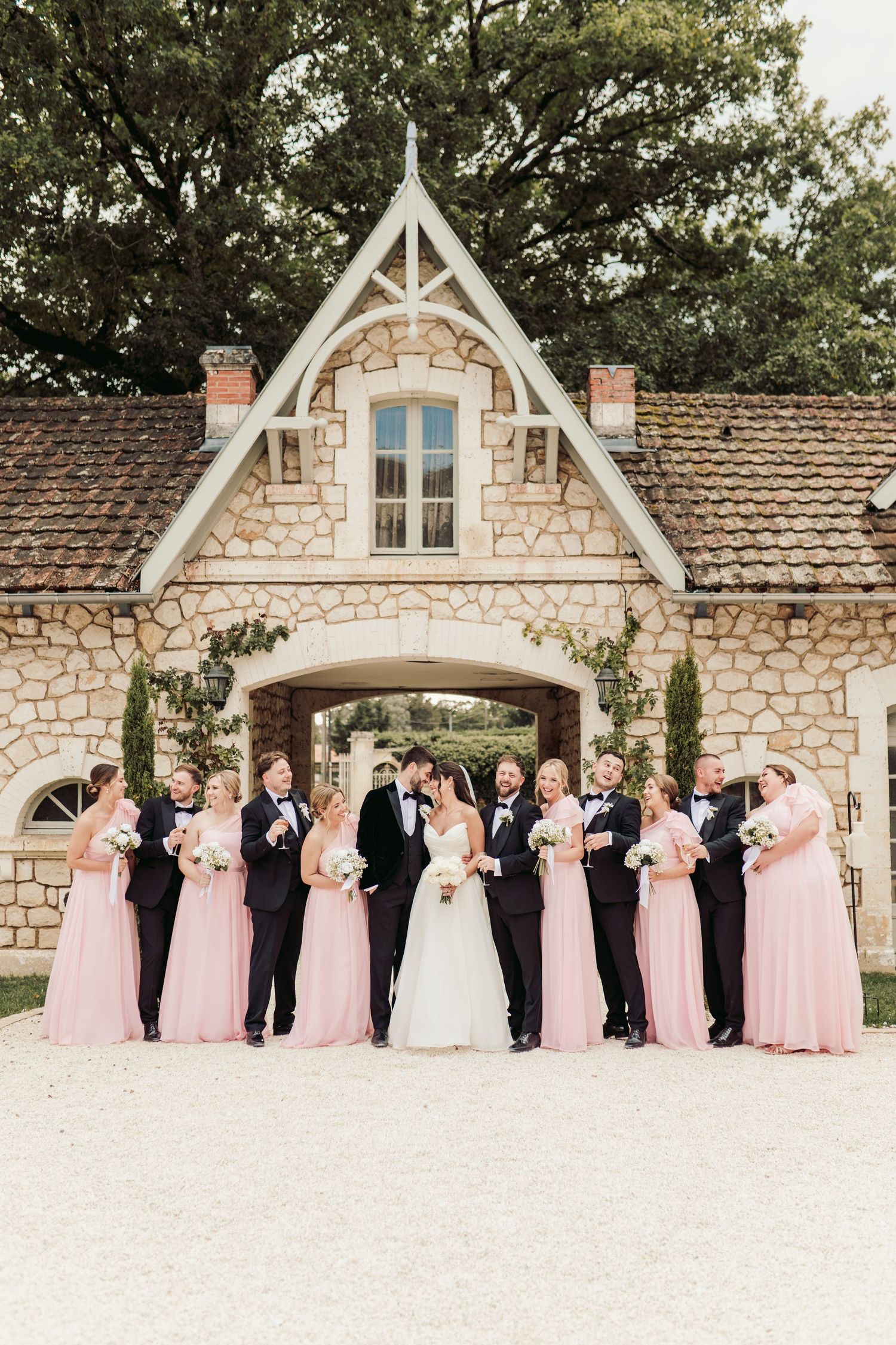 Château de la Couronne, Château de la Couronne is a breathtaking French château which was the back drop for this couples fairytale wedding.
