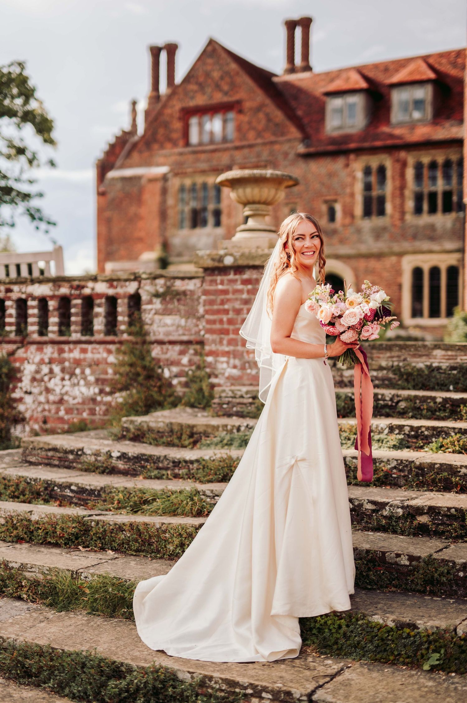 LAYER MARNEY TOWER WEDDING COLCHESTER - FRANCES & DAN