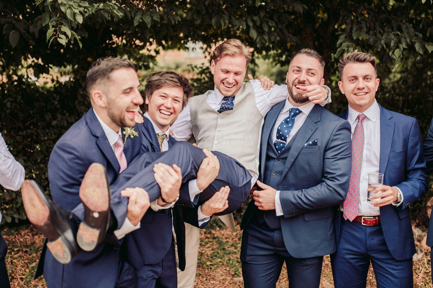 Great Lodge wedding venue in Essex
Anne of Cleves Barn at Great Lodge
Historic countryside wedding venue Braintree
Romantic wedding photos!