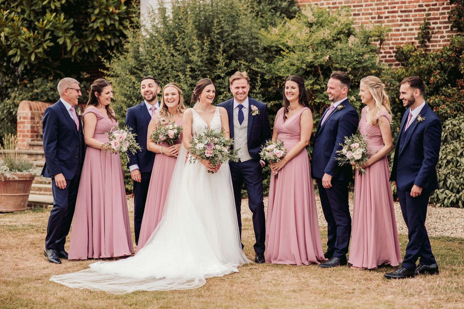 Great Lodge wedding venue in Essex
Anne of Cleves Barn at Great Lodge
Historic countryside wedding venue Braintree
Romantic wedding photos!