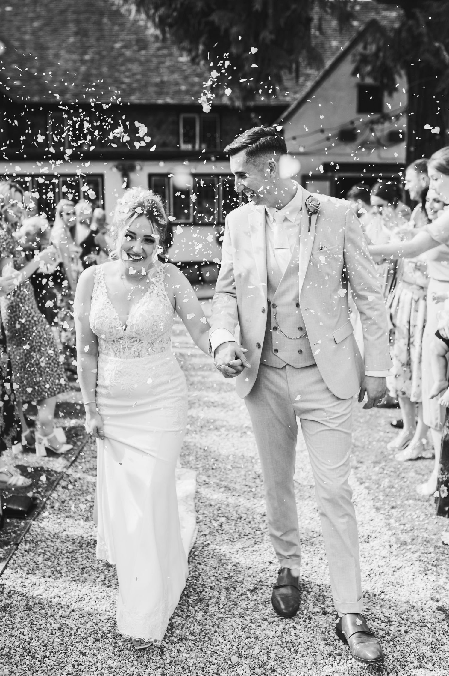 MERCURE BOX HILL, BURFORD BRIDGE HOTEL WEDDING - ABBIE & HARRY
