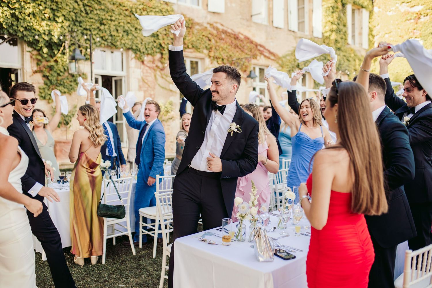 château de cazenac wedding venue in the heart of the Dordogne Valley, south-west France, which was the back drop for this couples wedding