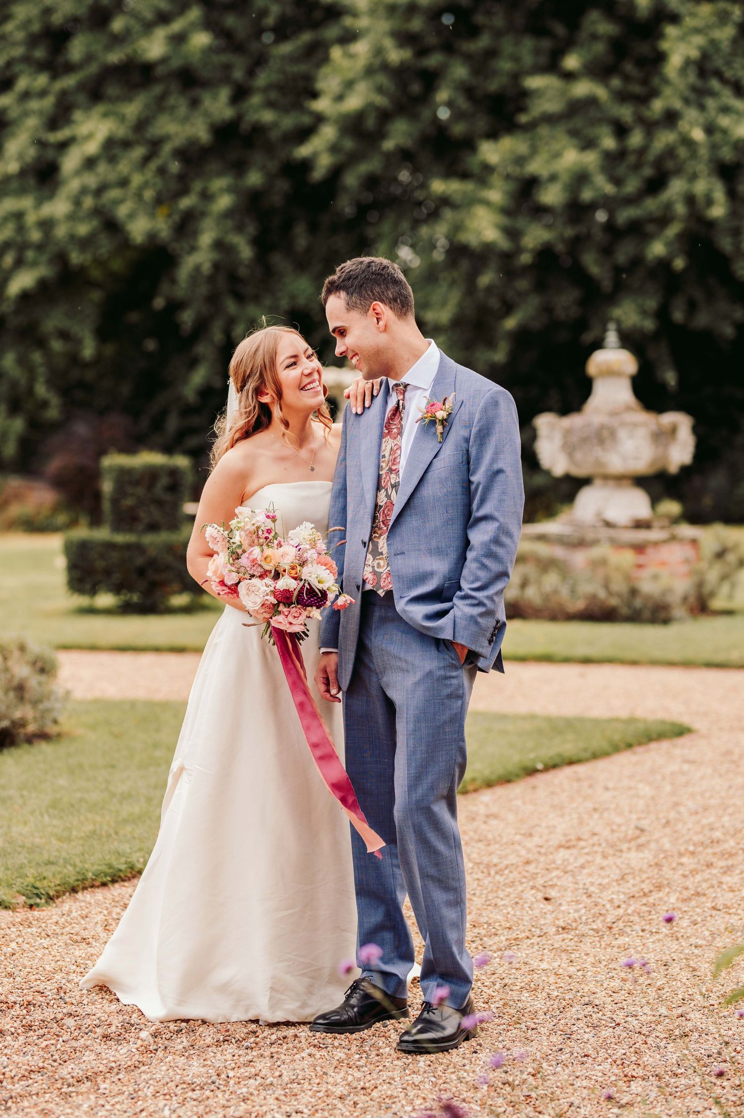 LAYER MARNEY TOWER WEDDING COLCHESTER - FRANCES & DAN