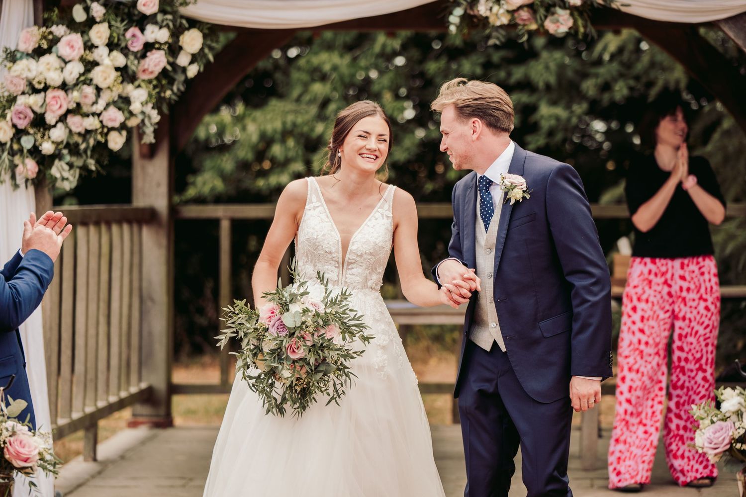 Great Lodge wedding venue in Essex
Anne of Cleves Barn at Great Lodge
Historic countryside wedding venue Braintree
Romantic wedding photos!