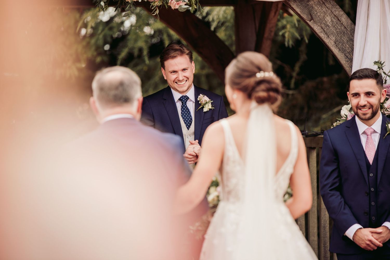 Great Lodge wedding venue in Essex
Anne of Cleves Barn at Great Lodge
Historic countryside wedding venue Braintree
Romantic wedding photos!