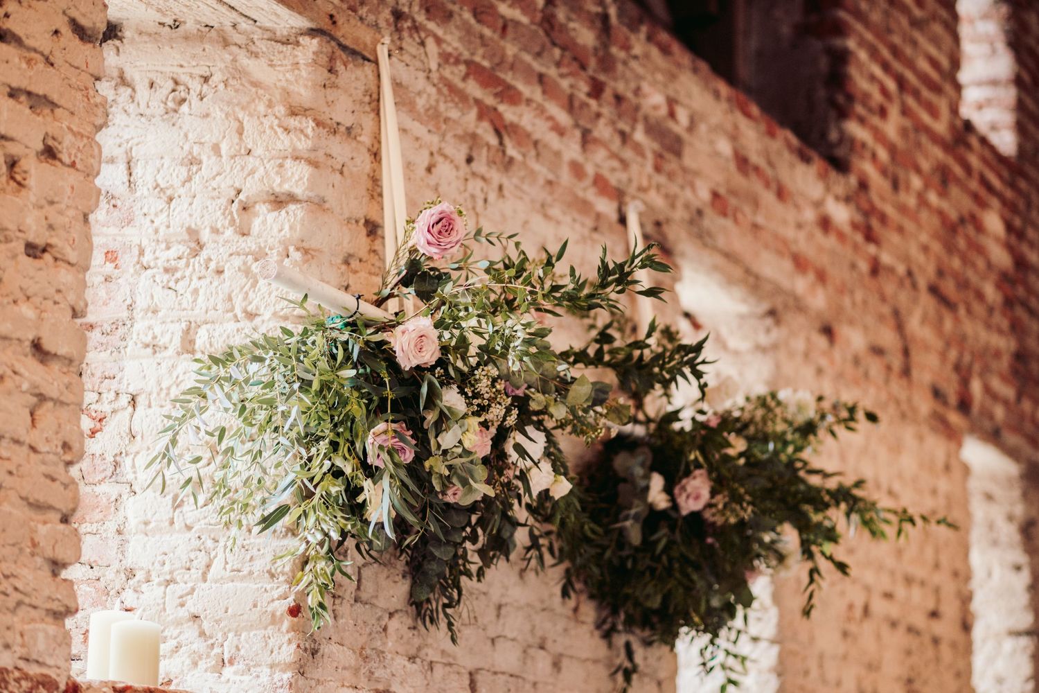 Great Lodge wedding venue in Essex
Anne of Cleves Barn at Great Lodge
Historic countryside wedding venue Braintree
Romantic wedding photos!