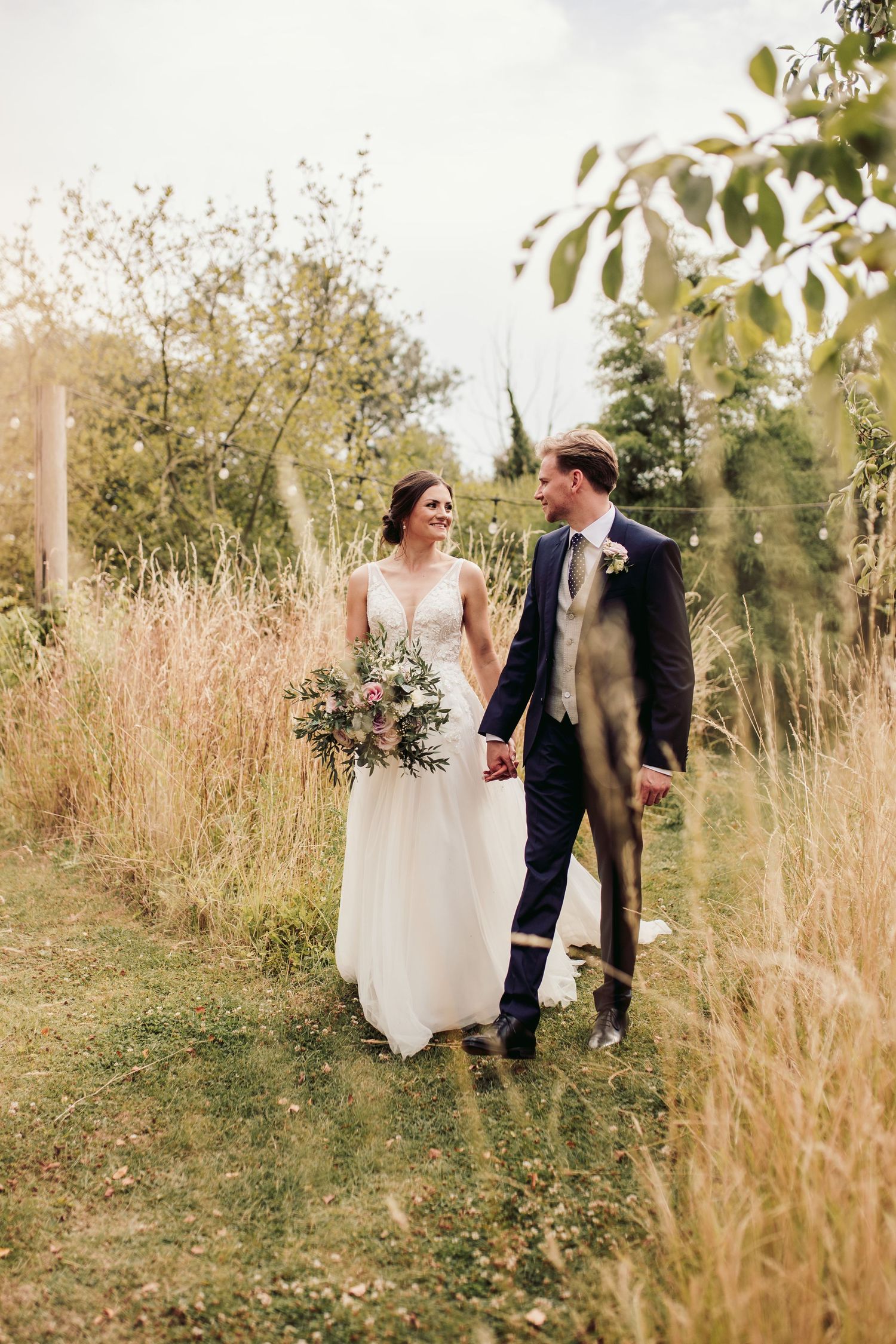 Great Lodge wedding venue in Essex
Anne of Cleves Barn at Great Lodge
Historic countryside wedding venue Braintree
Romantic wedding photos!