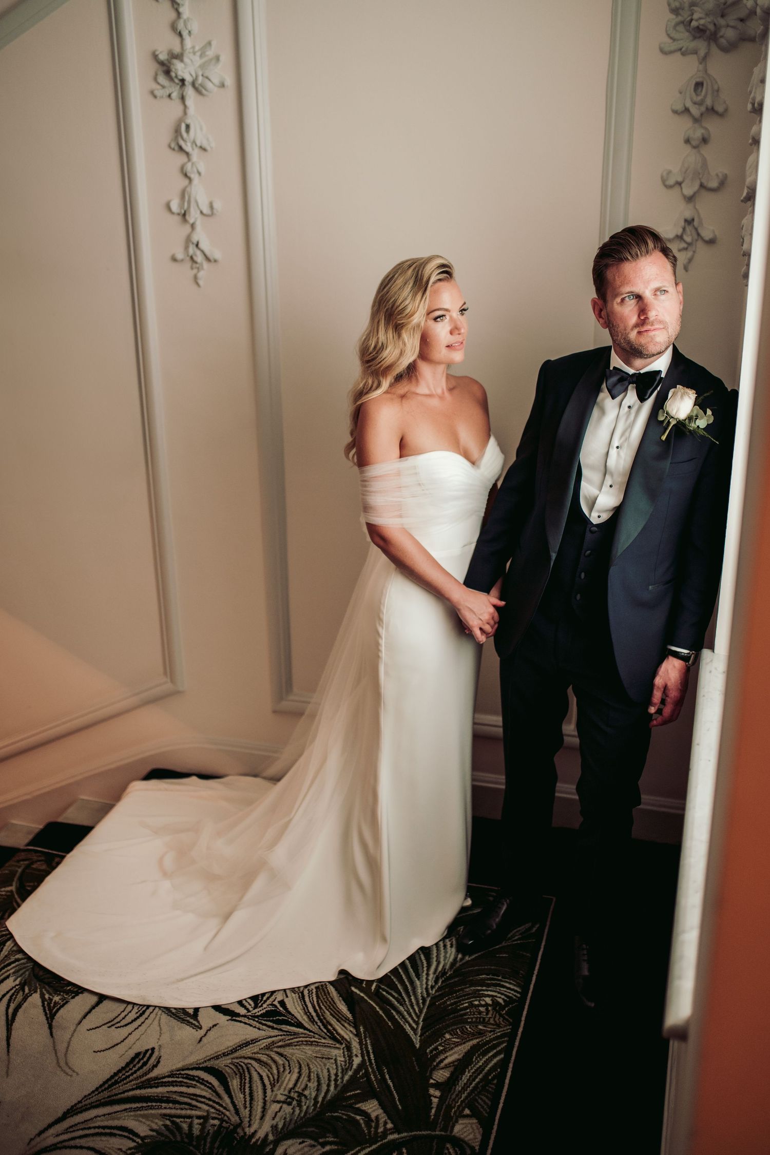 timeless portraits, capturing their love and sophistication amidst the luxurious surroundings of Claridge’s Hotel in Mayfair, London.