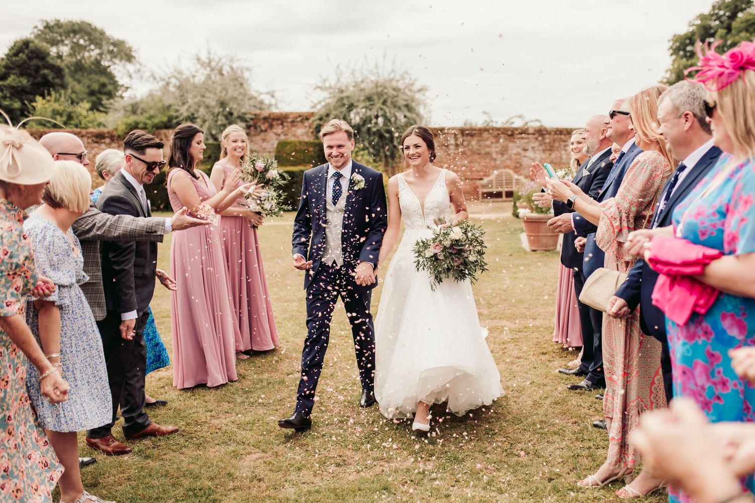 Great Lodge wedding venue in Essex
Anne of Cleves Barn at Great Lodge
Historic countryside wedding venue Braintree
Romantic wedding photos!