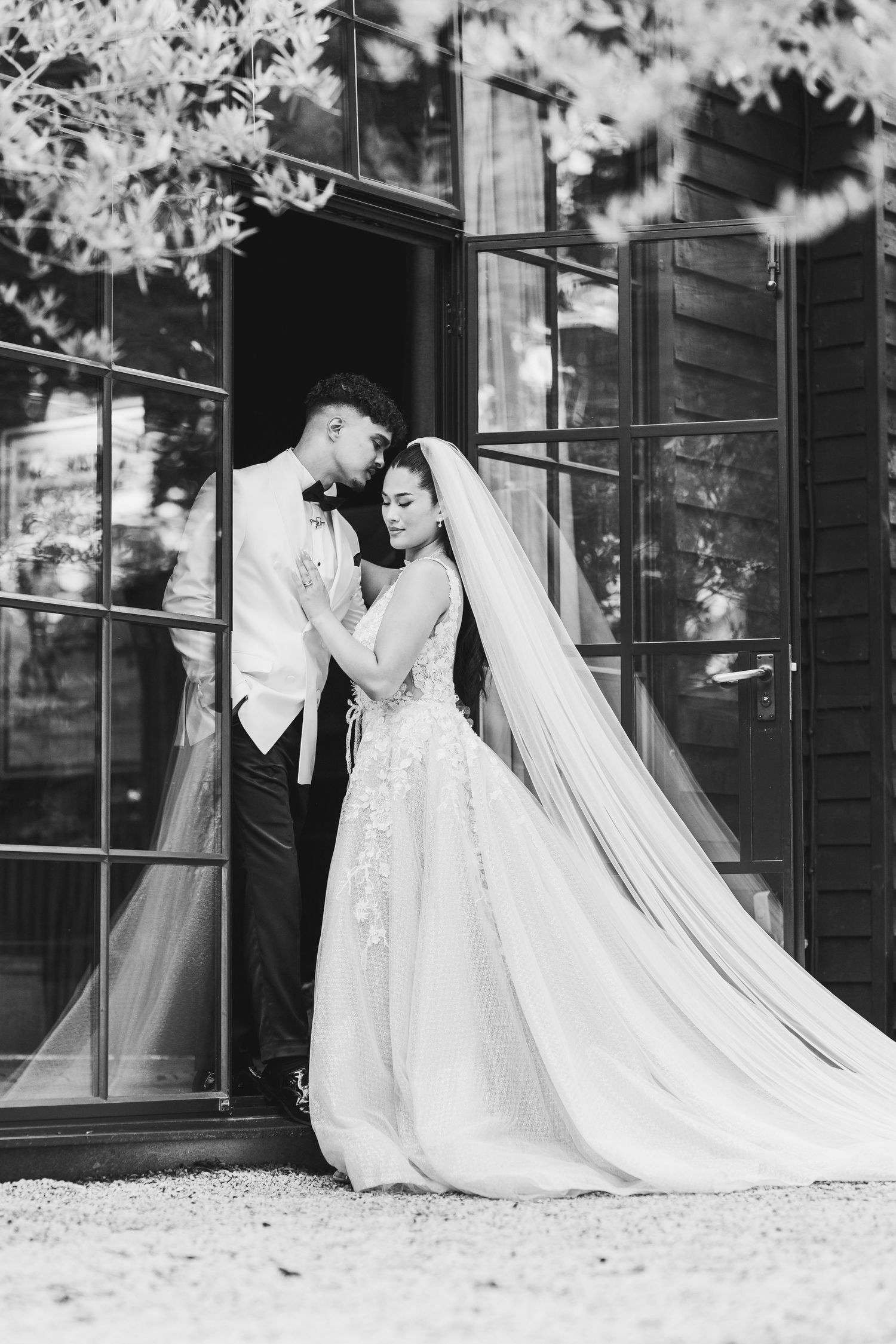 Port Lympne Wedding Photographer capturing romantic moments amidst the stunning wildlife and scenic beauty of Port Lympne Wild Animal Park