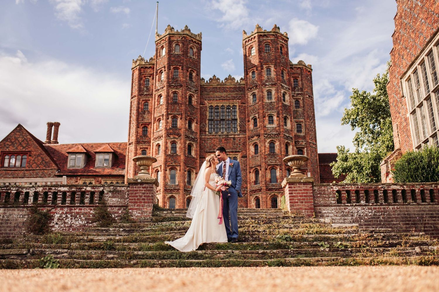 LAYER MARNEY TOWER WEDDING COLCHESTER - FRANCES & DAN