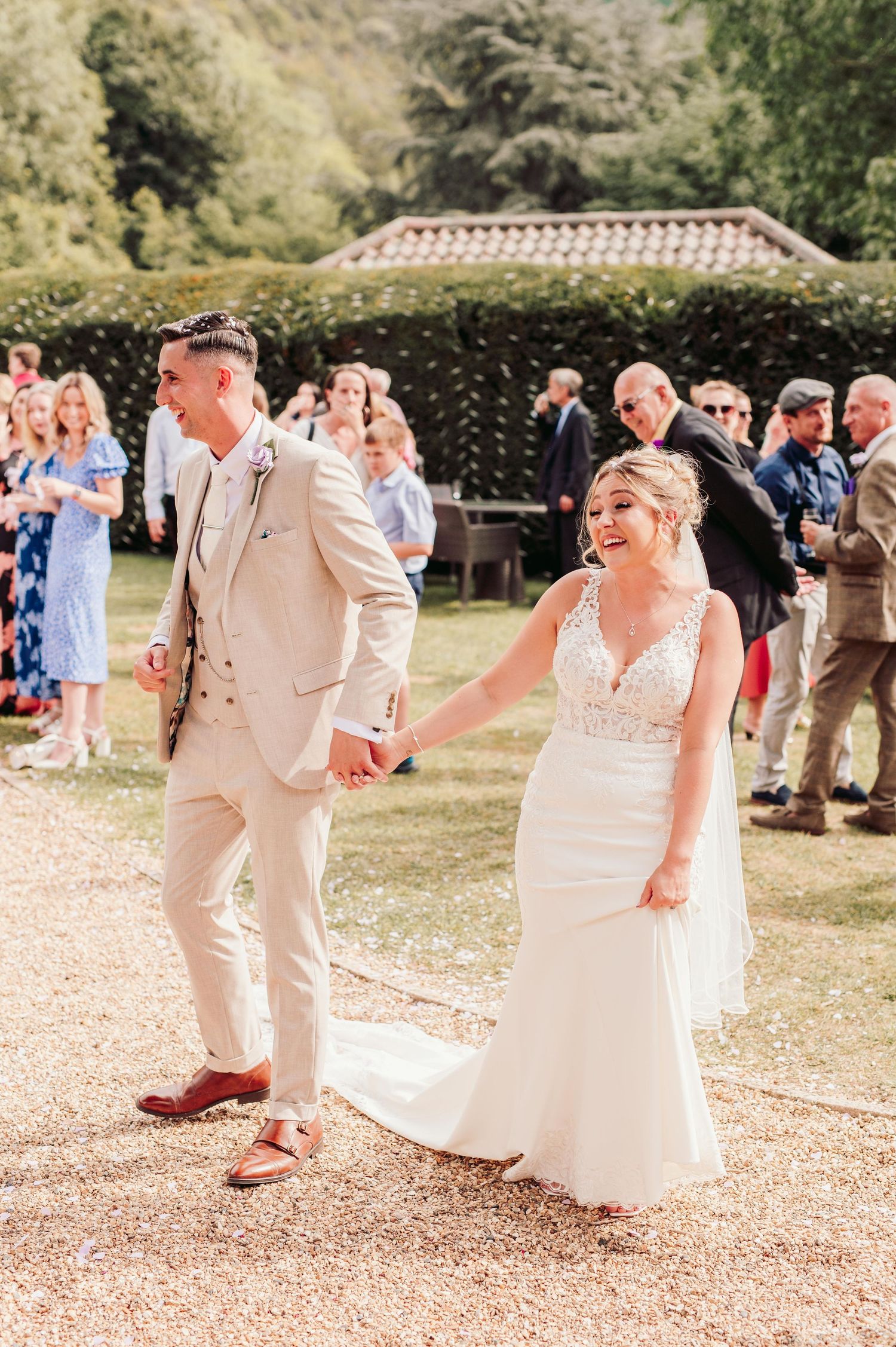 MERCURE BOX HILL, BURFORD BRIDGE HOTEL WEDDING - ABBIE & HARRY