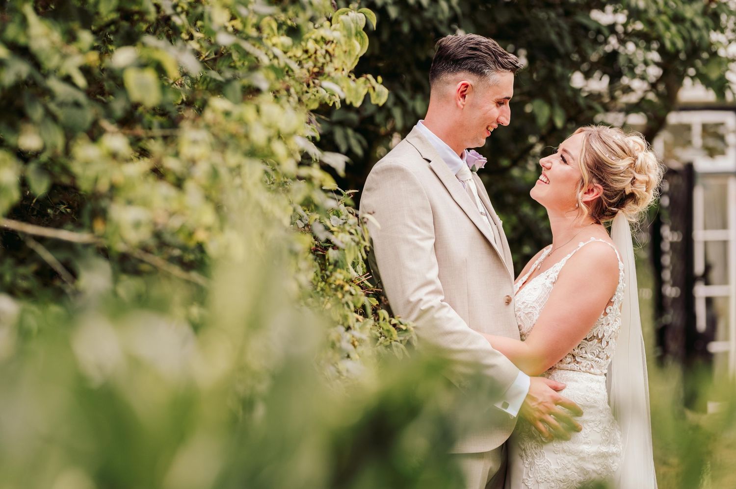 MERCURE BOX HILL, BURFORD BRIDGE HOTEL WEDDING - ABBIE & HARRY