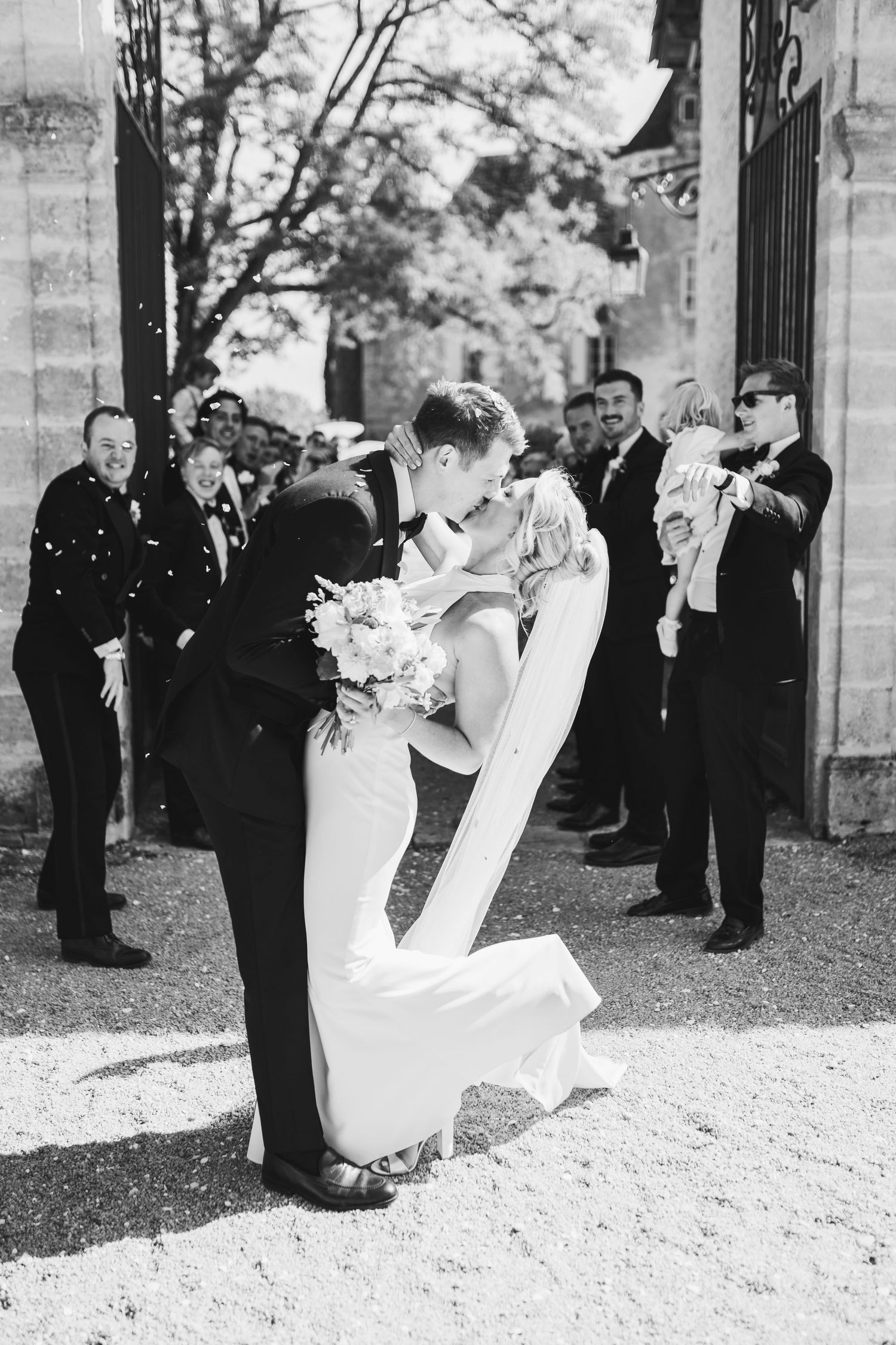 château de cazenac wedding venue in the heart of the Dordogne Valley, south-west France, which was the back drop for this couples wedding