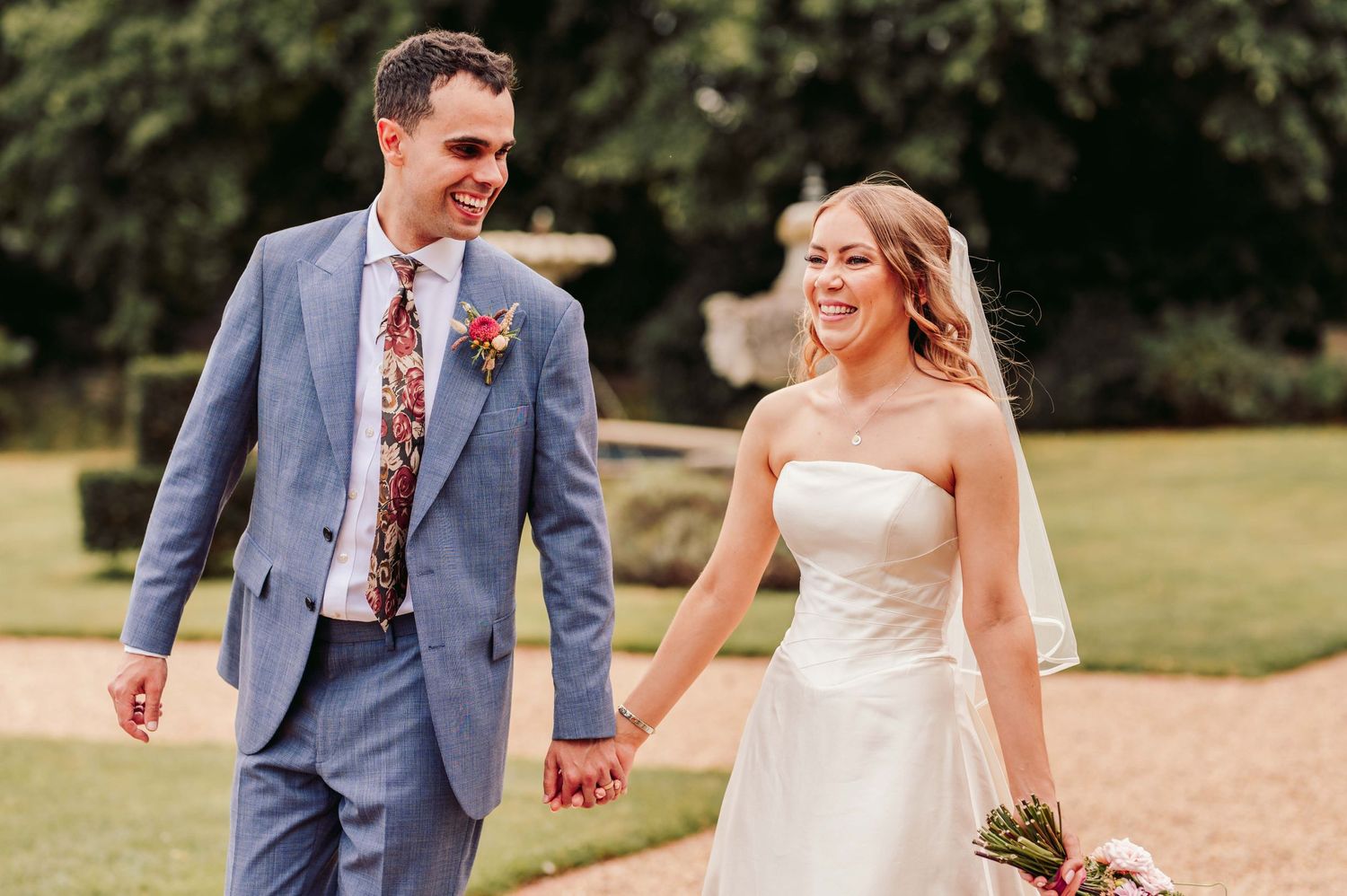 LAYER MARNEY TOWER WEDDING COLCHESTER - FRANCES & DAN