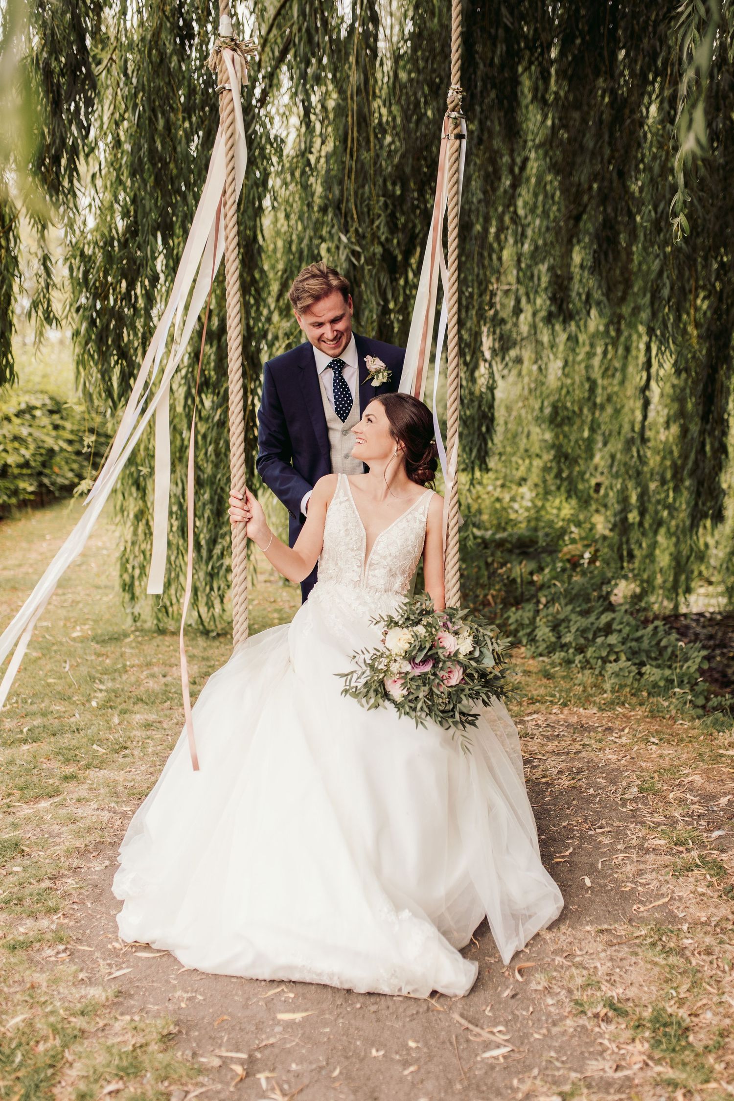 Great Lodge wedding venue in Essex
Anne of Cleves Barn at Great Lodge
Historic countryside wedding venue Braintree
Romantic wedding photos!