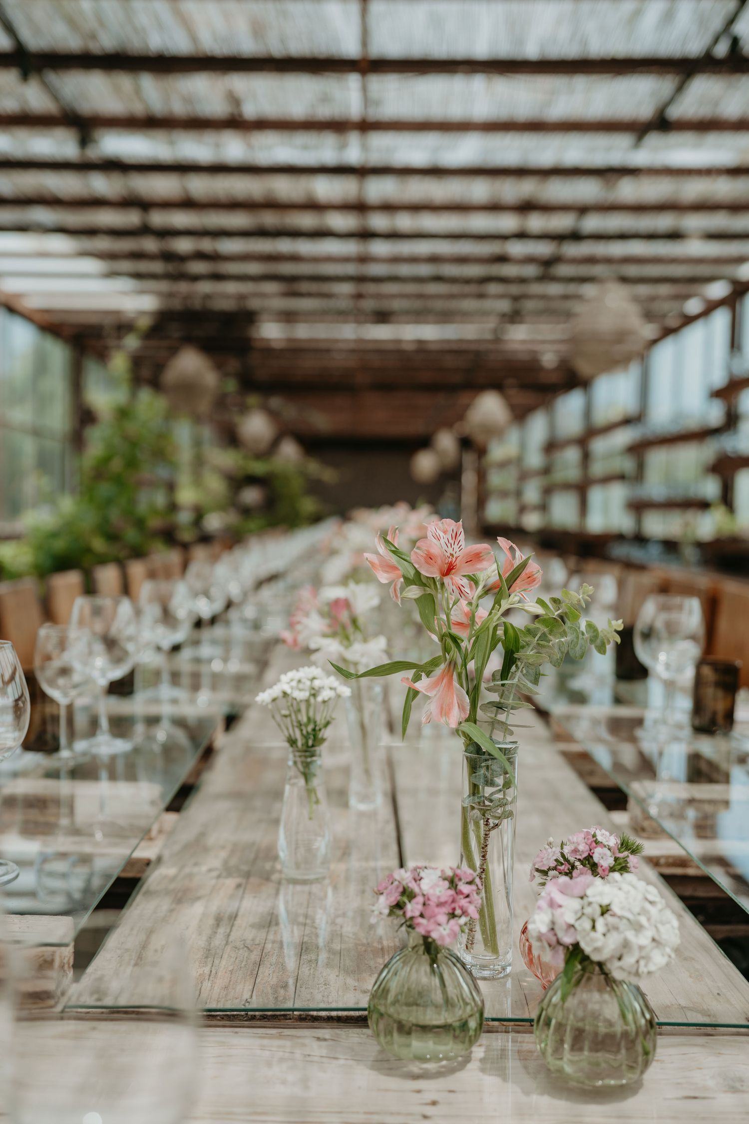 Wedding reception table styling at Rio do Prado in Óbidos, Portugal