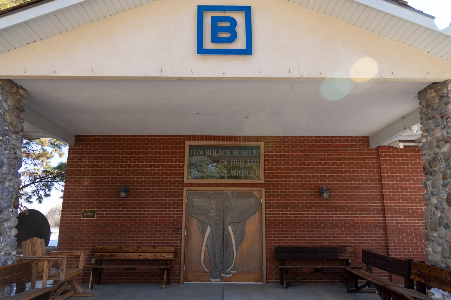 front door of Tom Bolack's Fish and Wildlife Museum